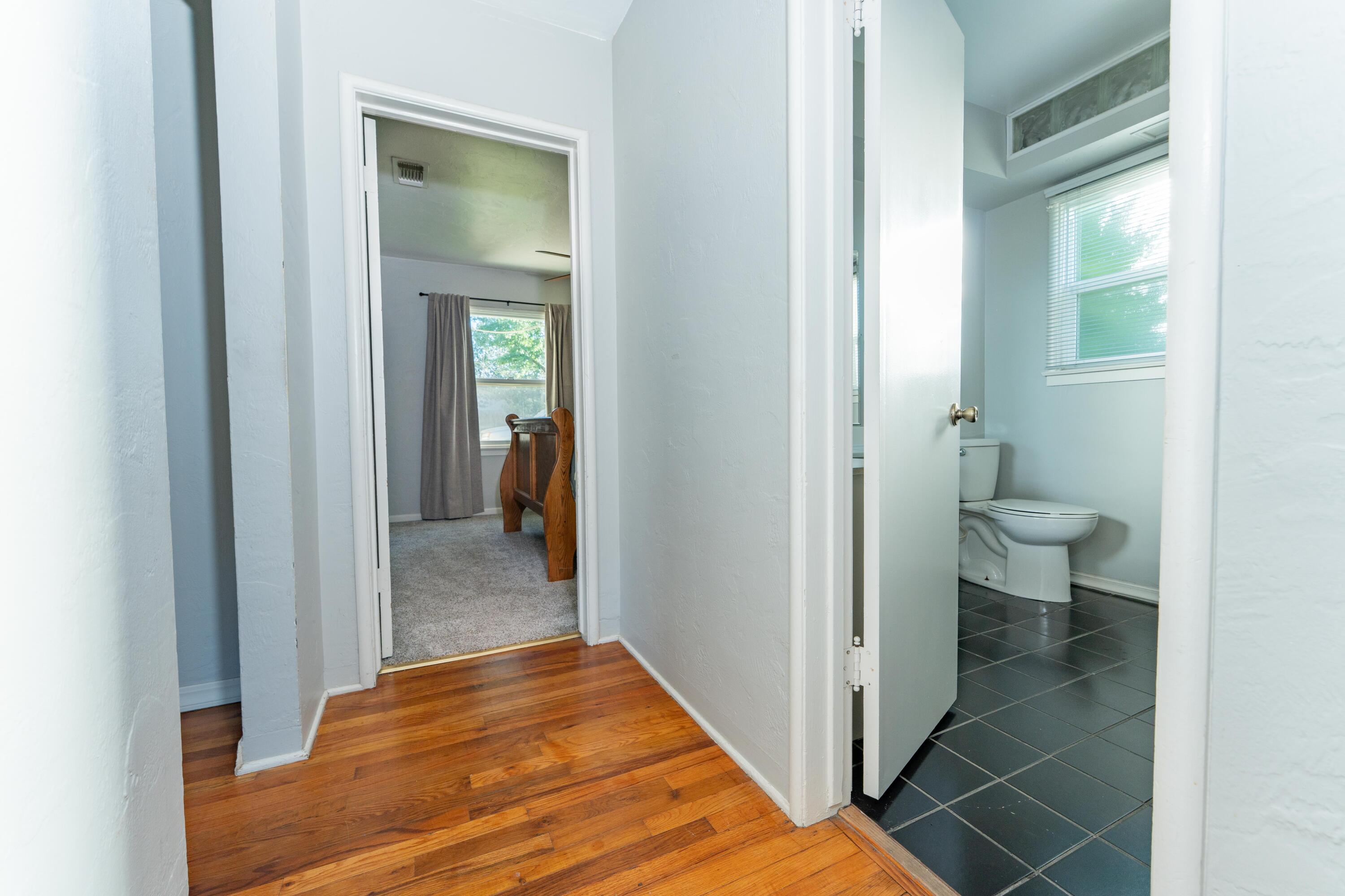 2090 Short Dr, Hanford, CA 93230