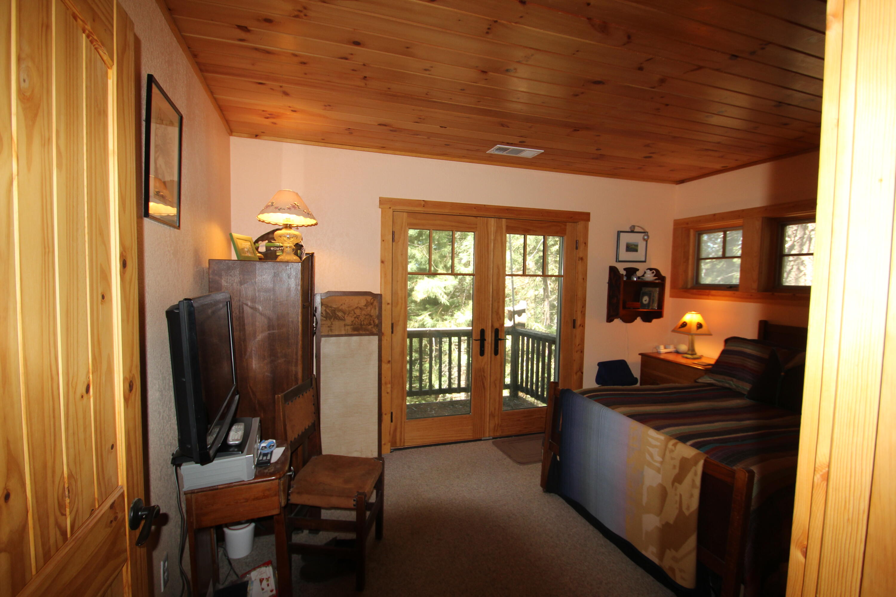 54838 Ponderosa Dr, Springville, CA 93265