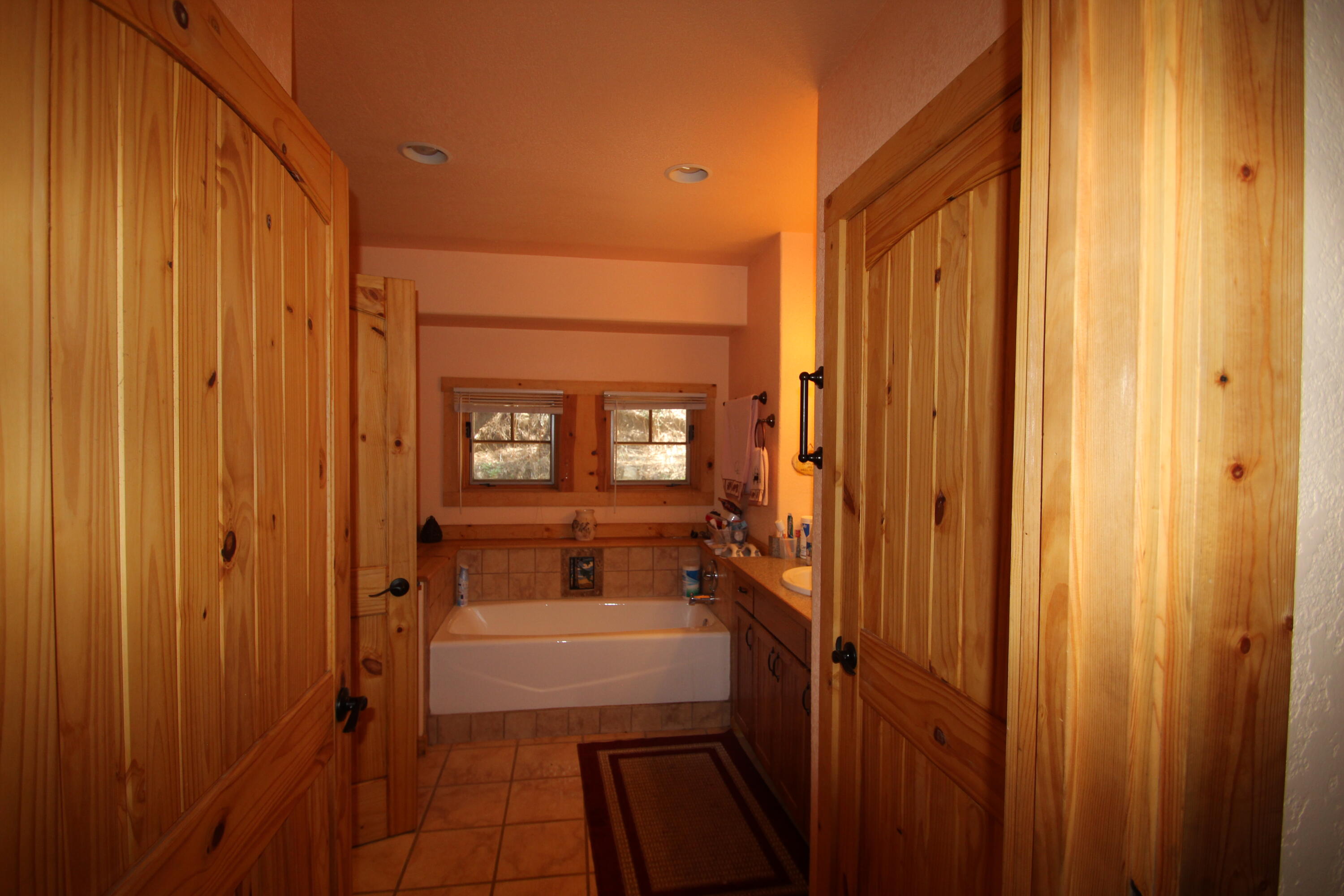 54838 Ponderosa Dr, Springville, CA 93265