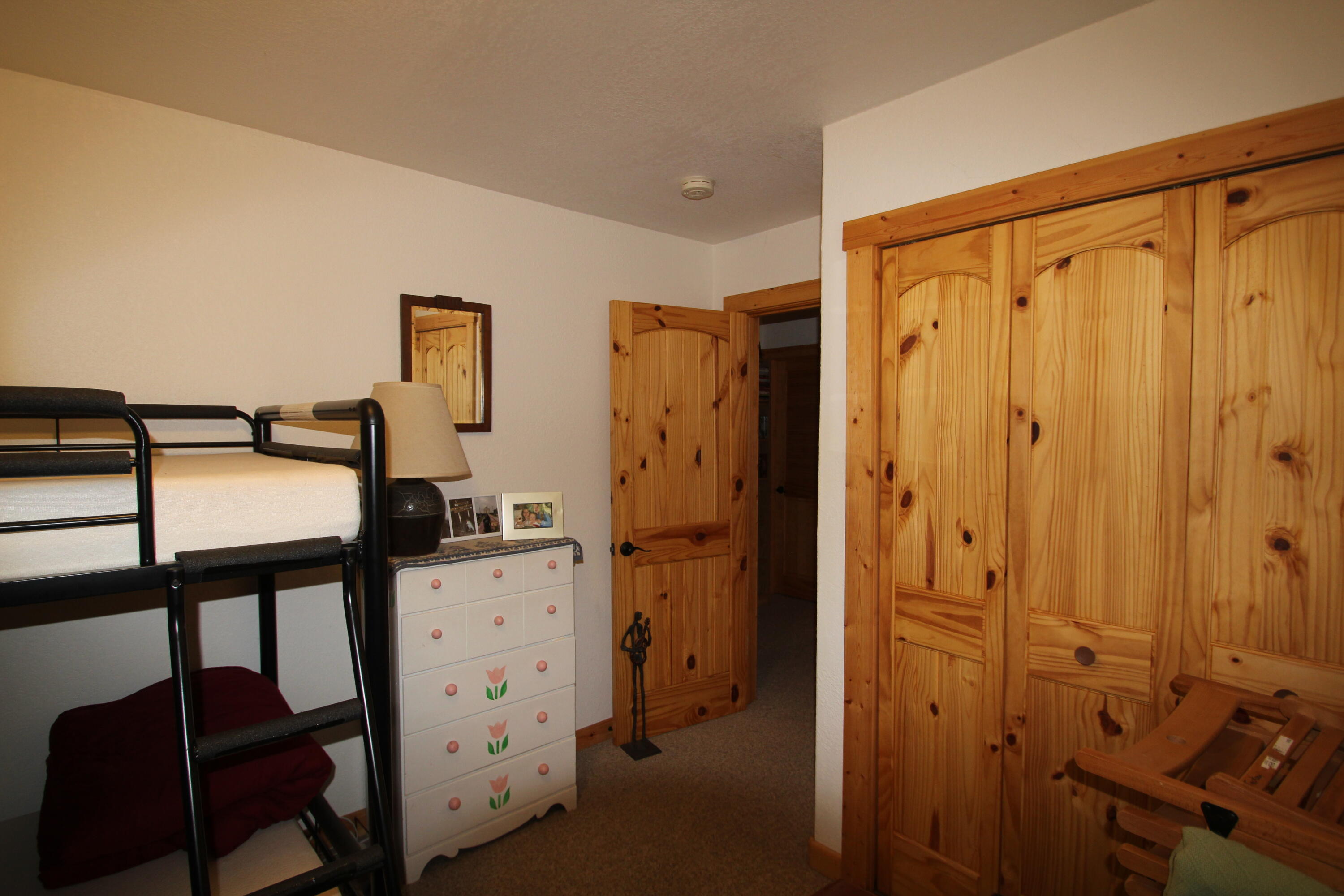 54838 Ponderosa Dr, Springville, CA 93265