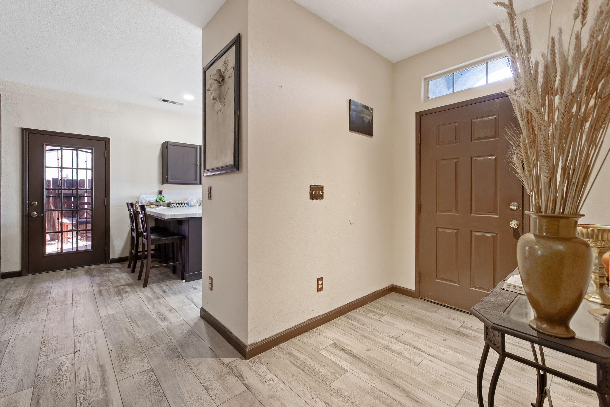 1481 Columbia, Tulare, CA 93274