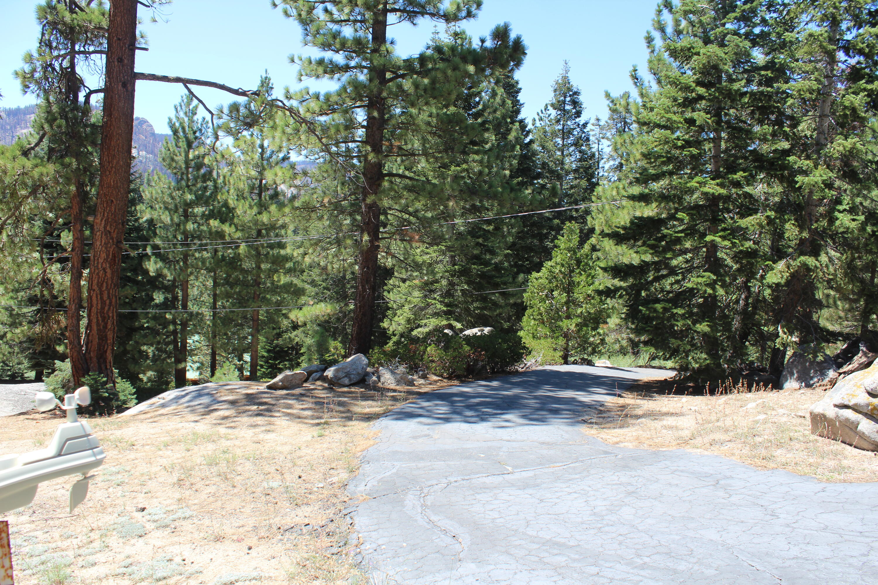 57941 Summit Dr, Ponderosa, CA 93265