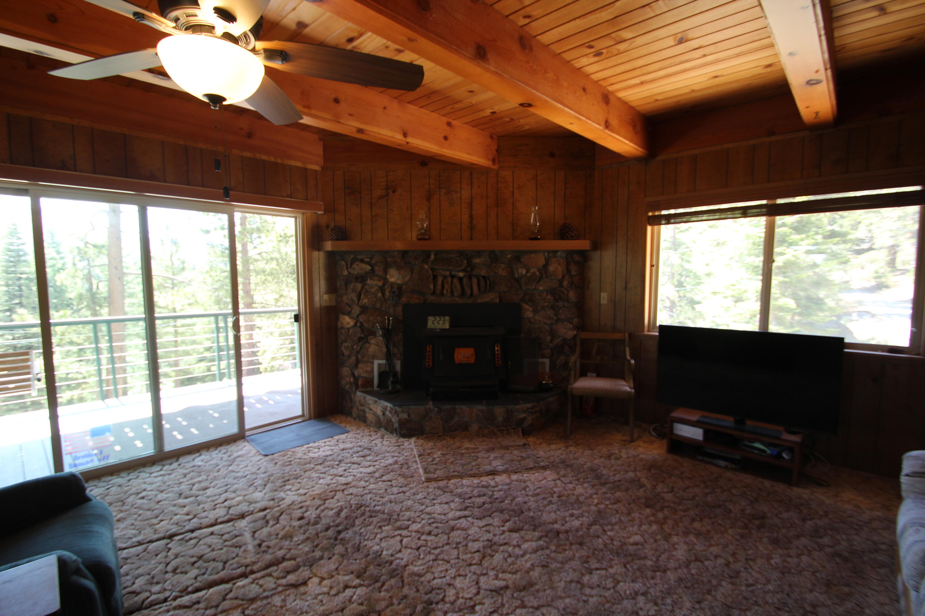 57941 Summit Dr, Ponderosa, CA 93265