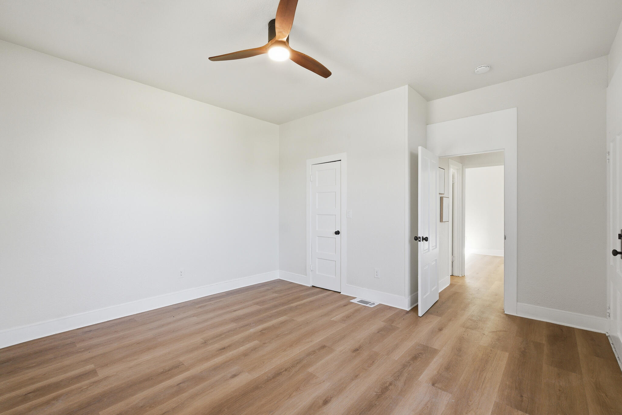 2232 Gaither St, Selma, CA 93662