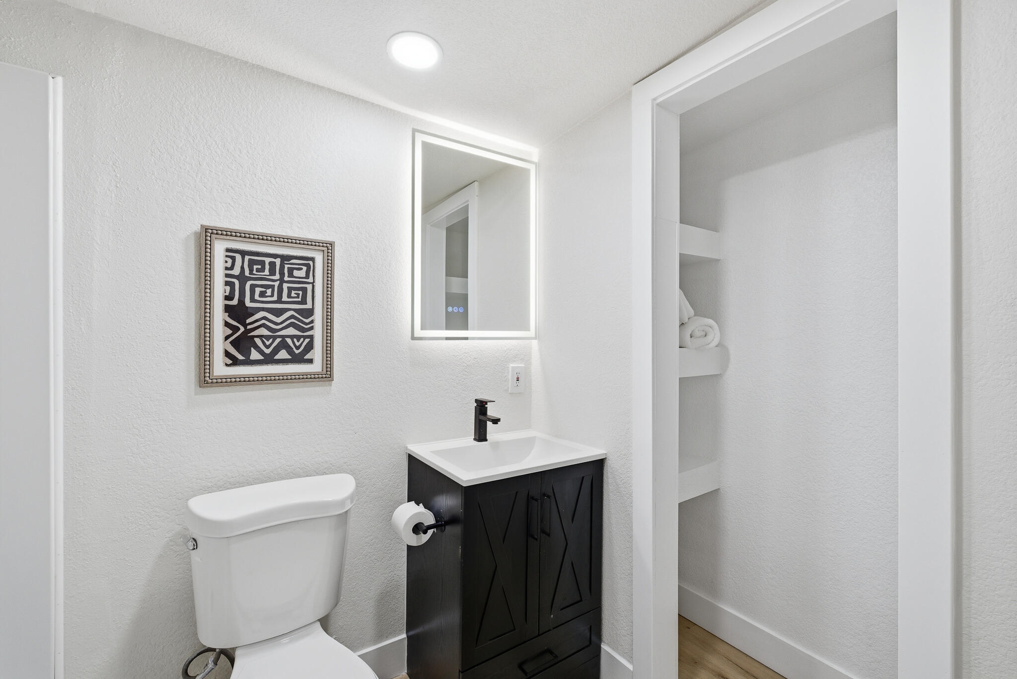 2232 Gaither St, Selma, CA 93662