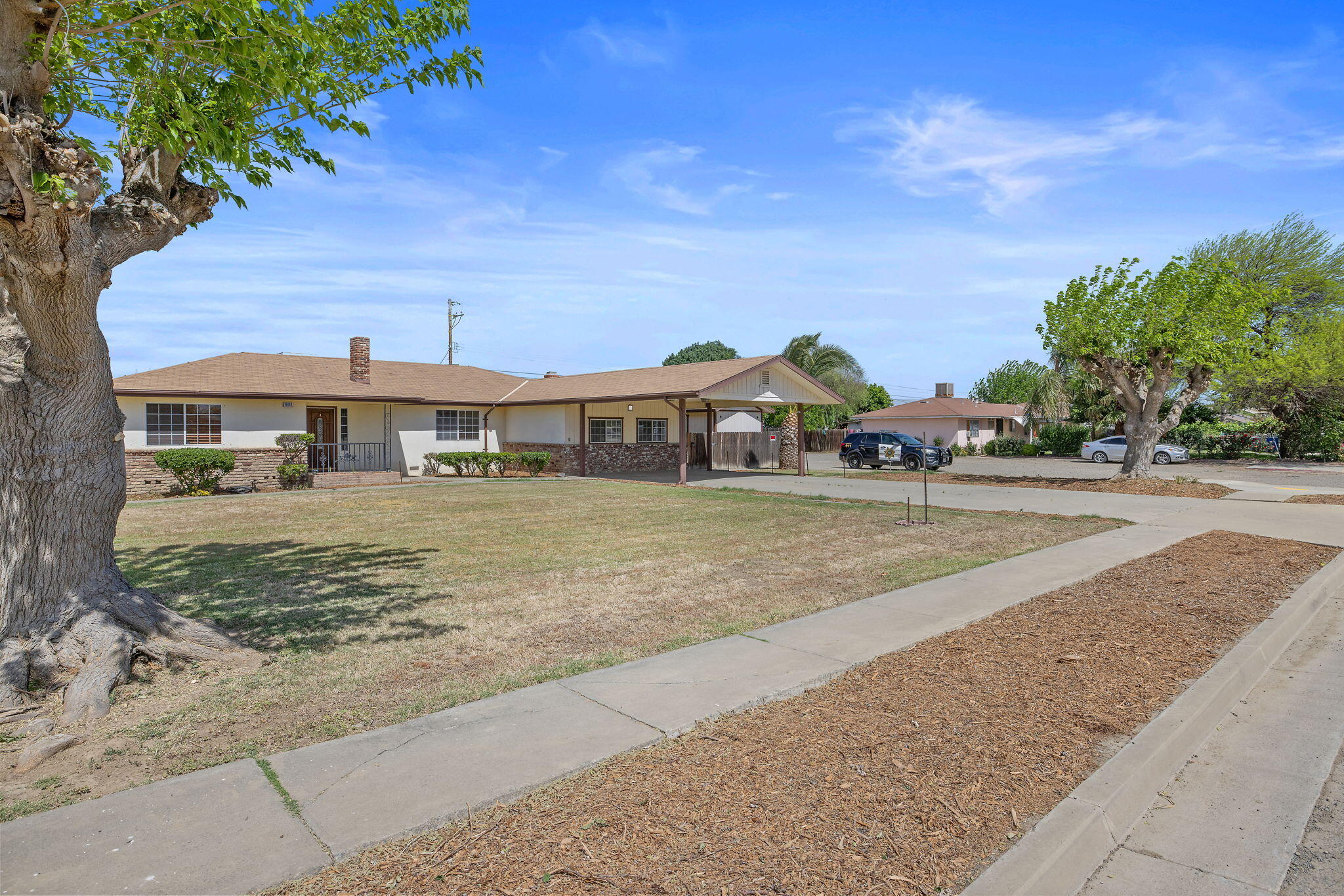 16808 Palmer Ave, Huron, CA 93234