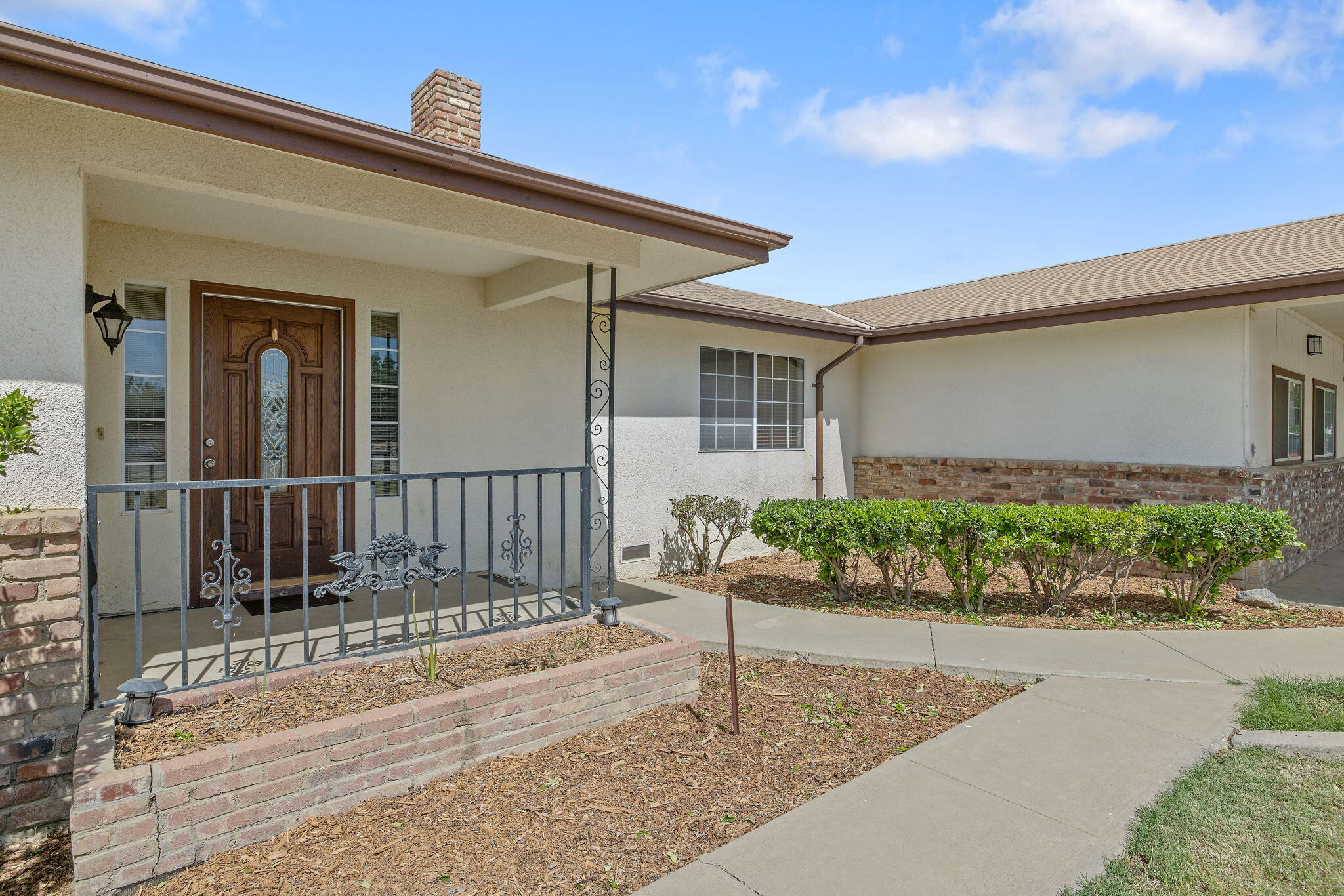 16808 Palmer Ave, Huron, CA 93234