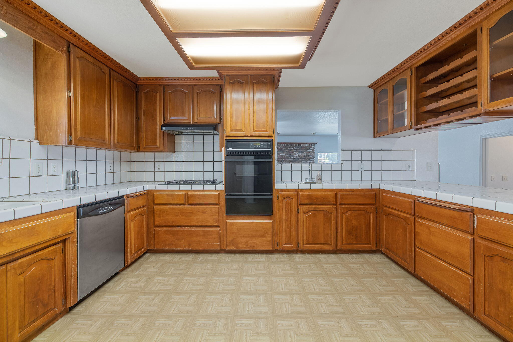 16808 Palmer Ave, Huron, CA 93234