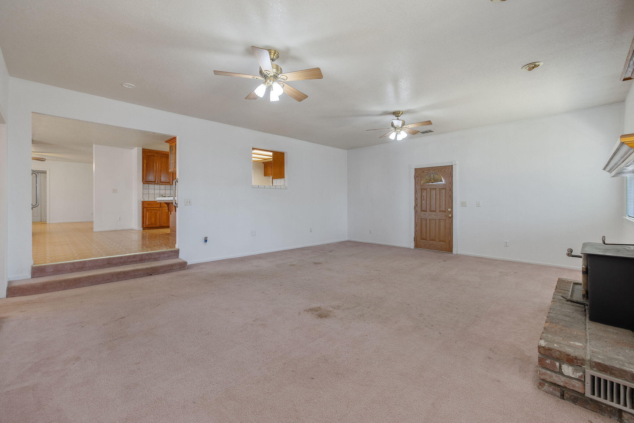 16808 Palmer Ave, Huron, CA 93234