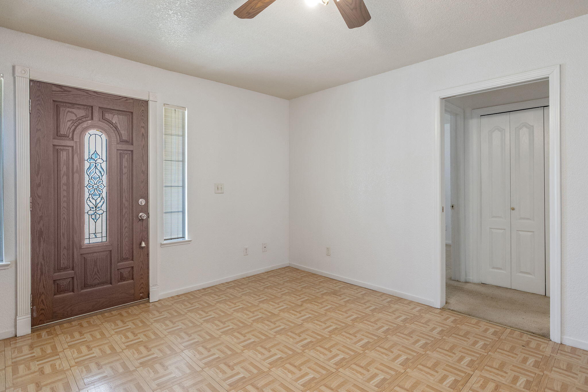 16808 Palmer Ave, Huron, CA 93234