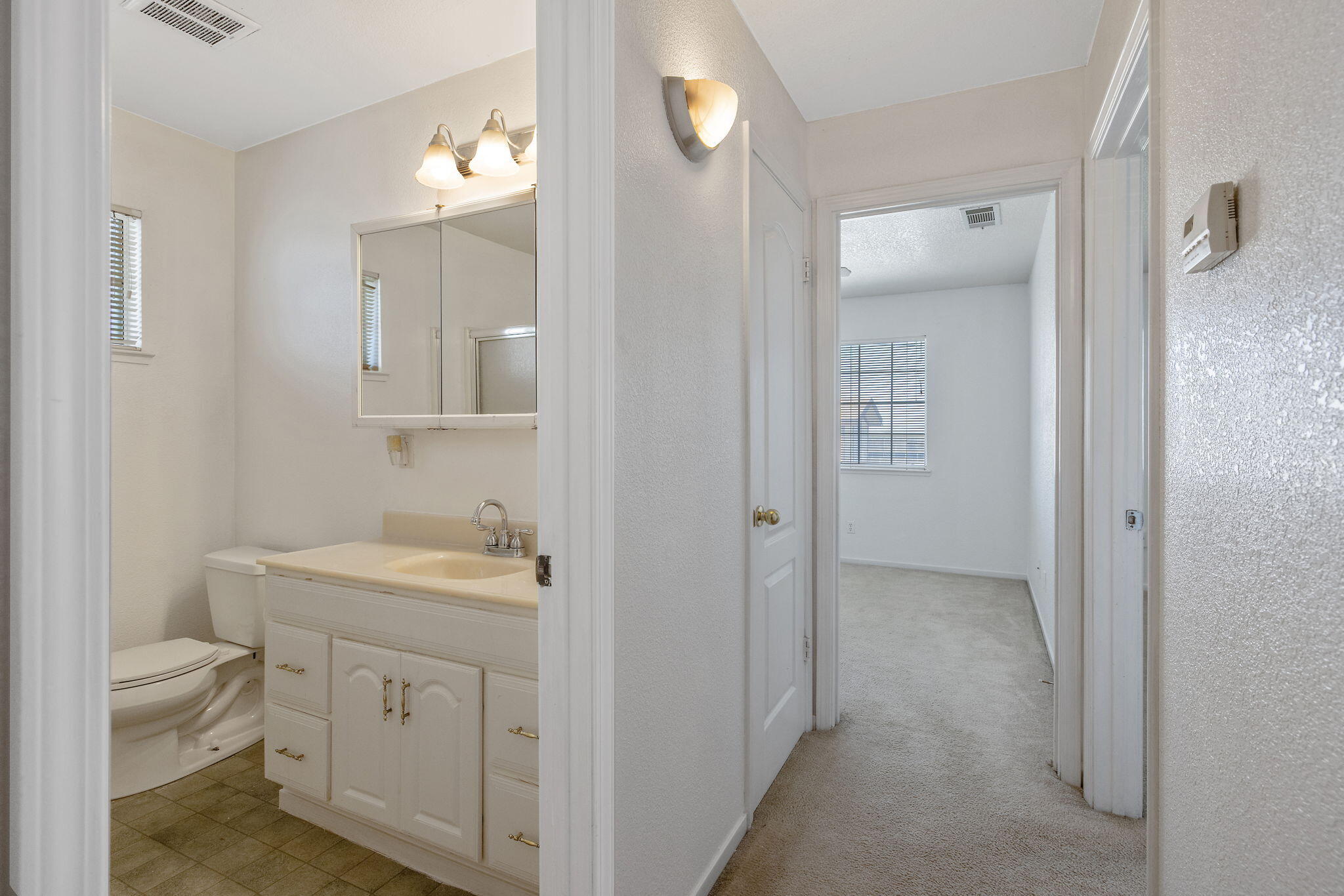 16808 Palmer Ave, Huron, CA 93234