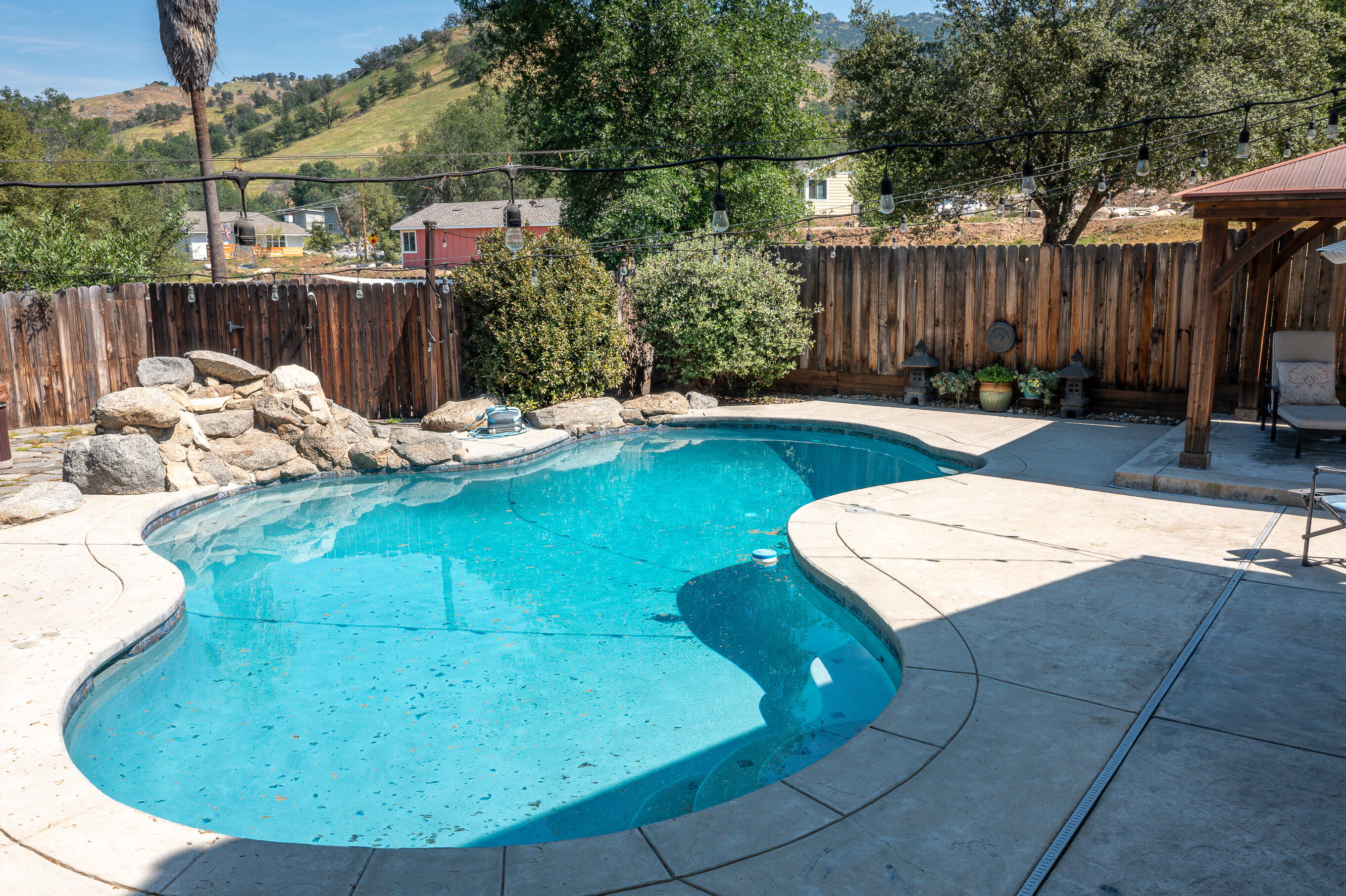 40926 Old Three Rivers Rd, Three Rivers, CA 93271