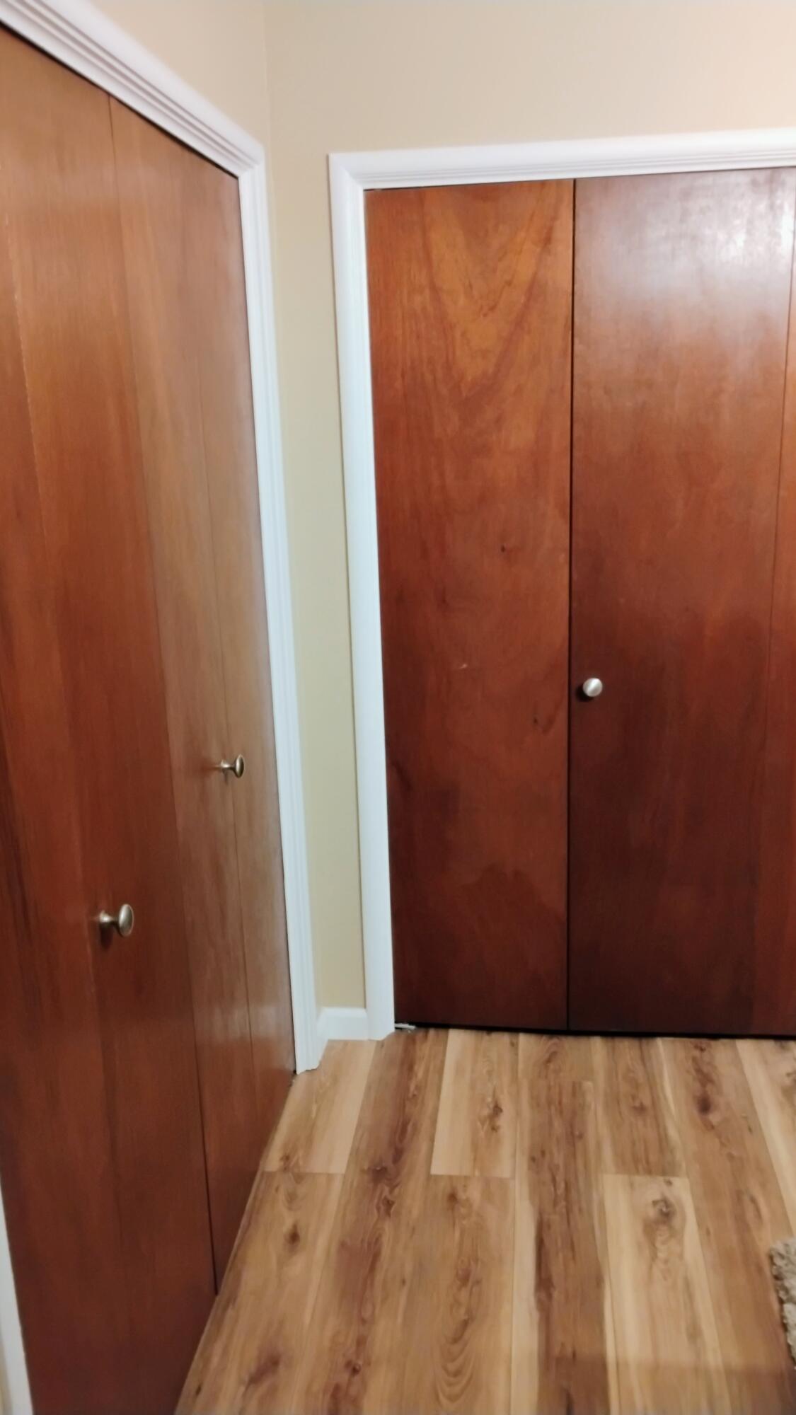 4132 W Robinwood Ave, Visalia, CA 93291