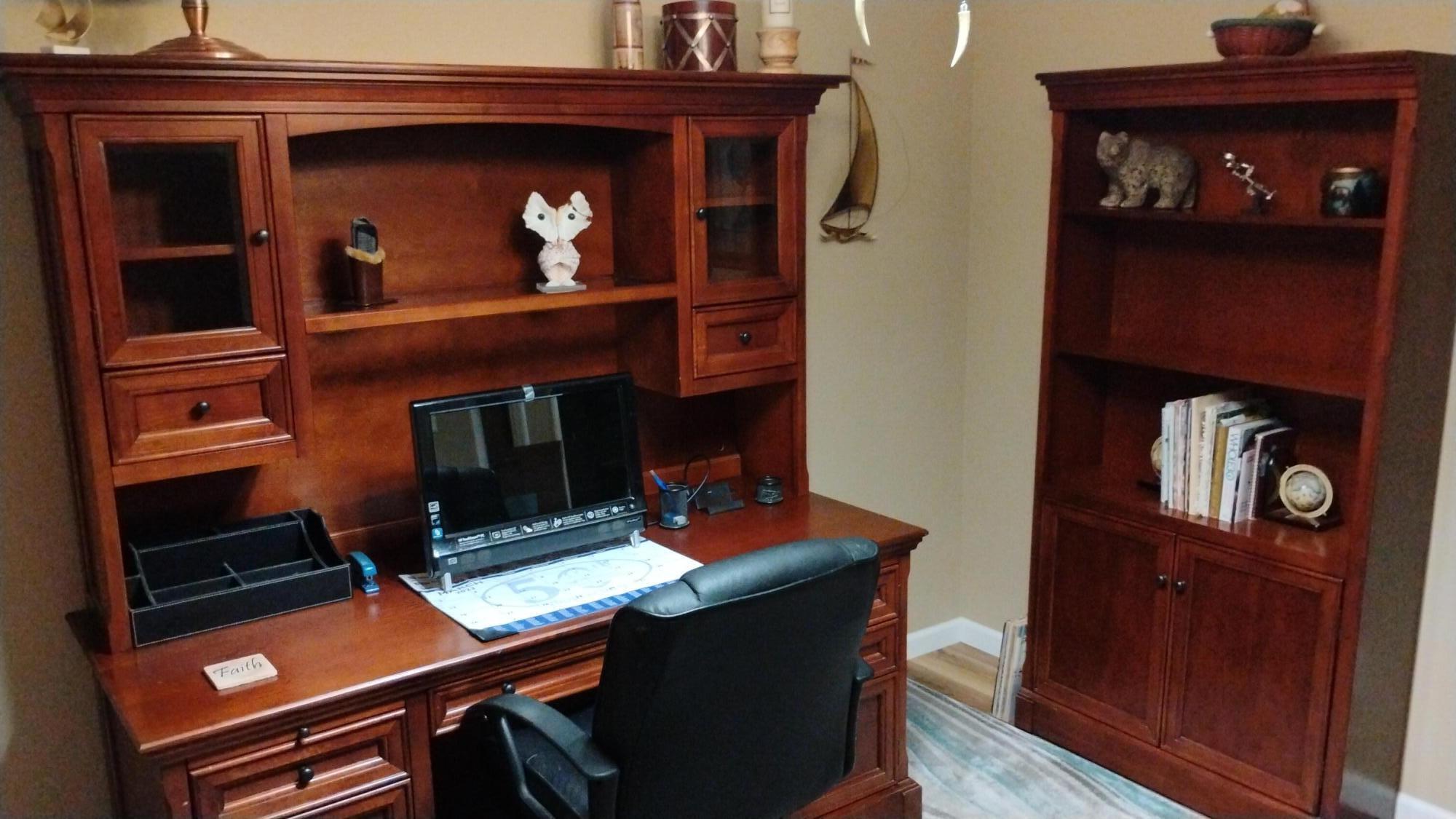 4132 W Robinwood Ave, Visalia, CA 93291