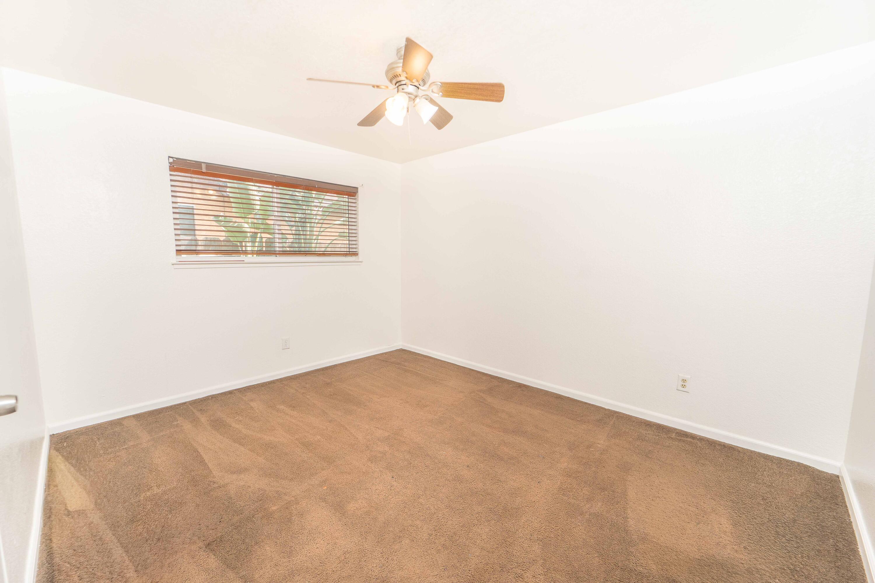 1480 W Heritage Ave, Porterville, CA 93257