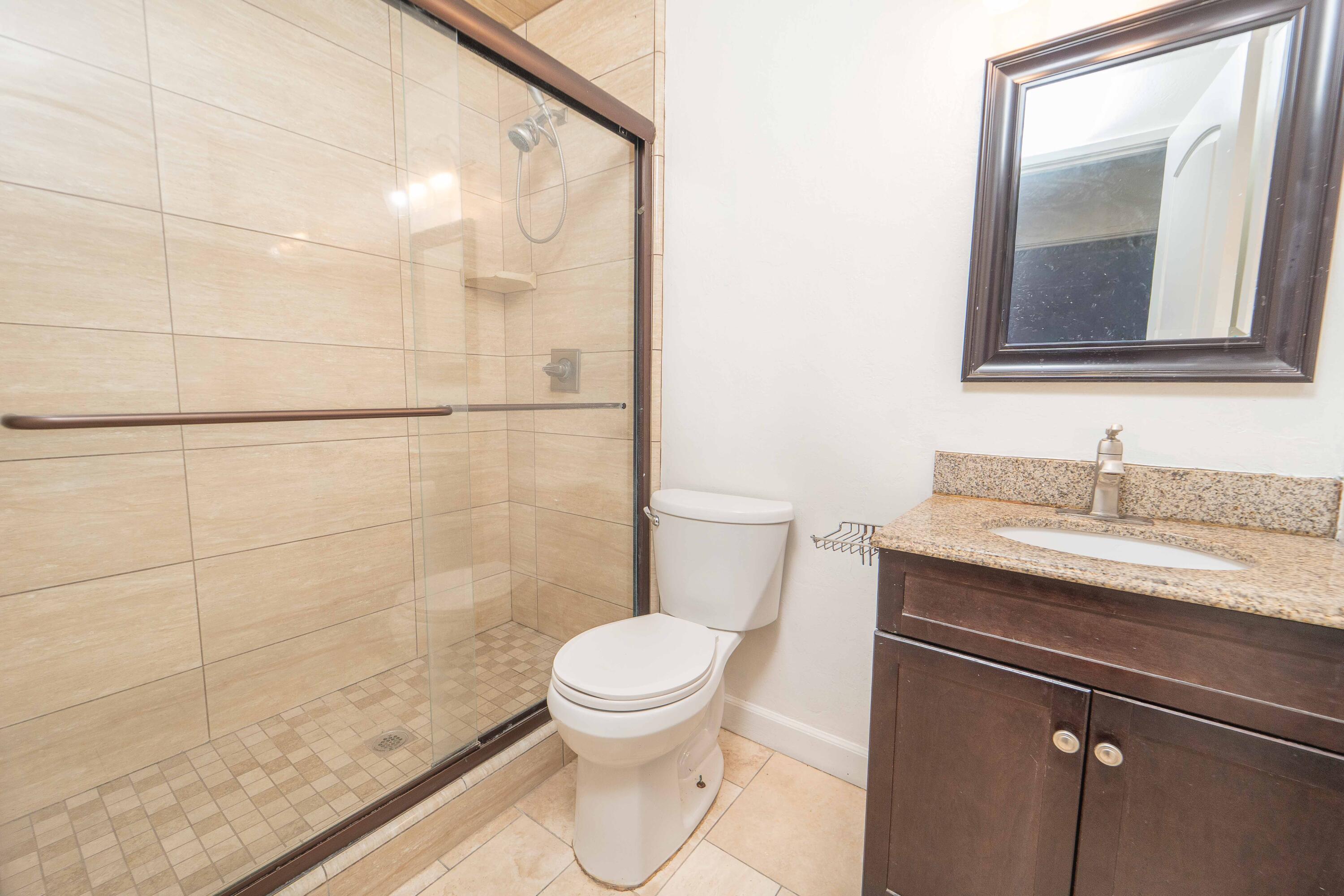 1480 W Heritage Ave, Porterville, CA 93257