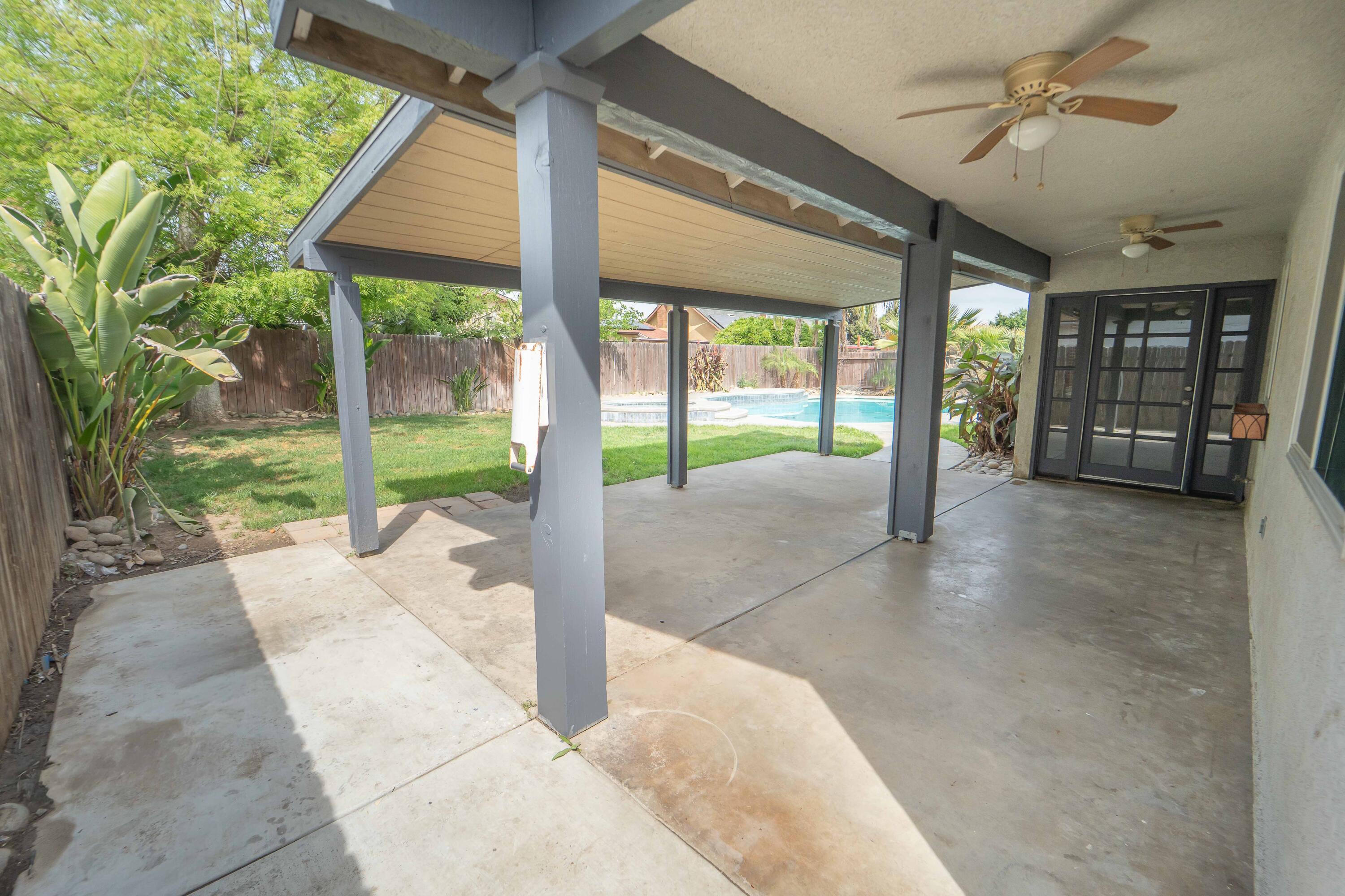 1480 W Heritage Ave, Porterville, CA 93257