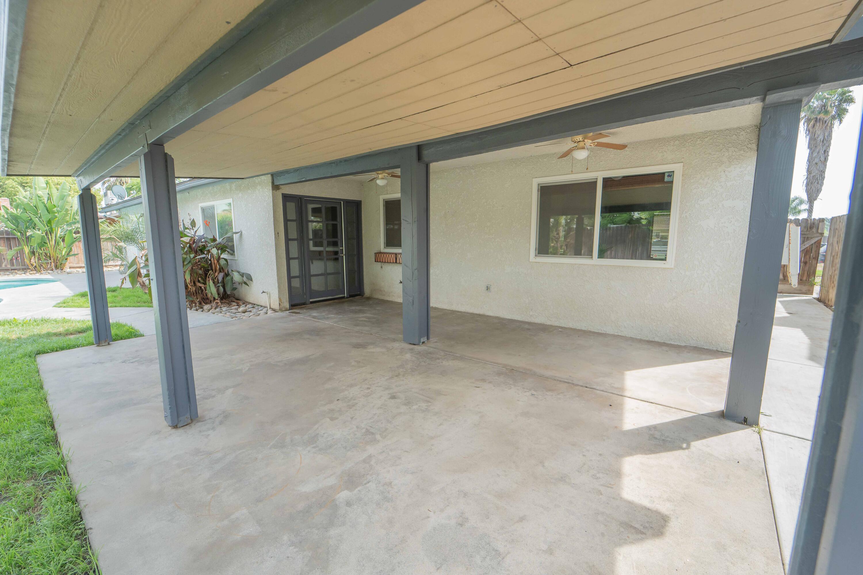 1480 W Heritage Ave, Porterville, CA 93257