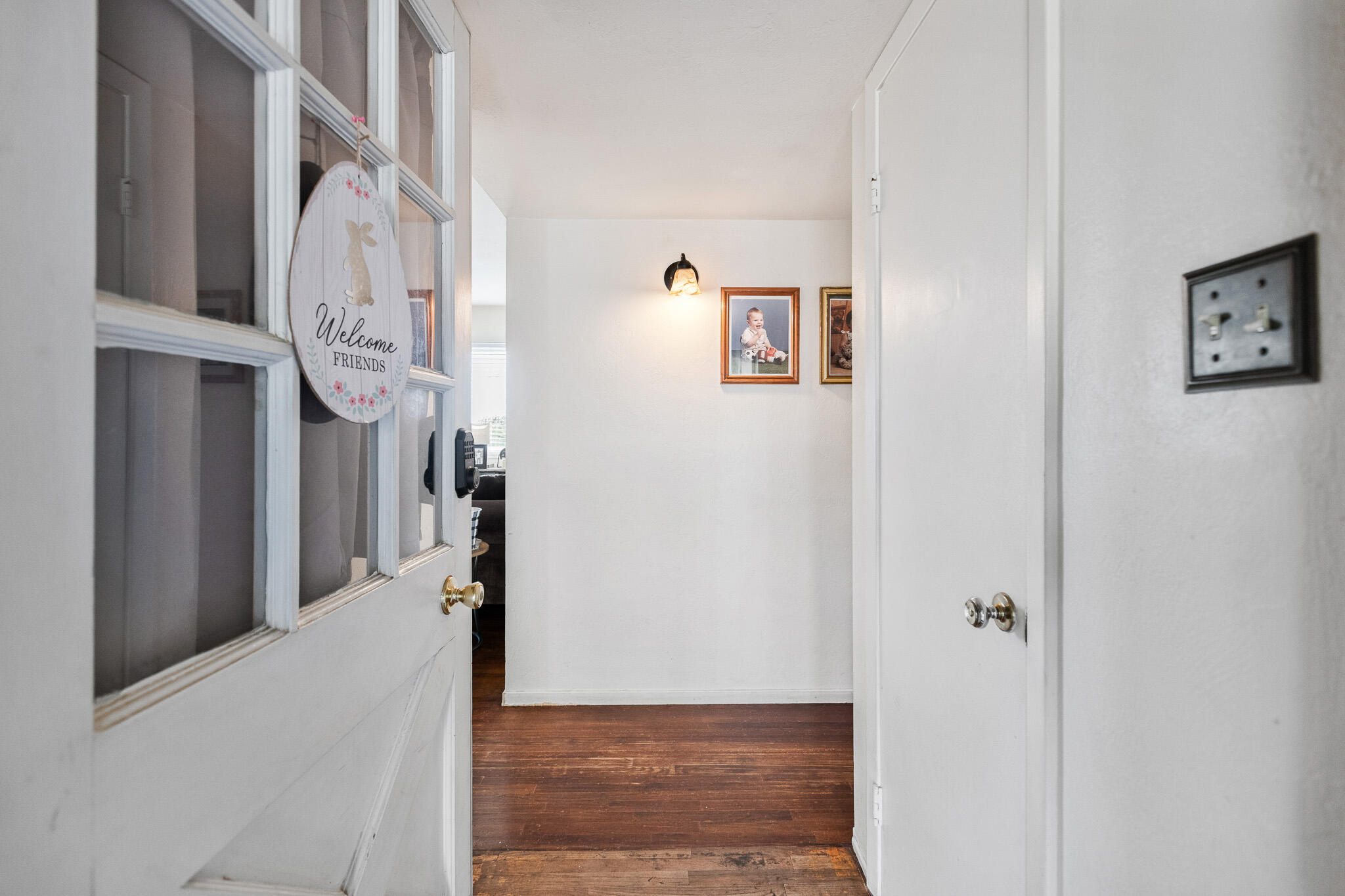 1043 N Highland Dr, Porterville, CA 93257