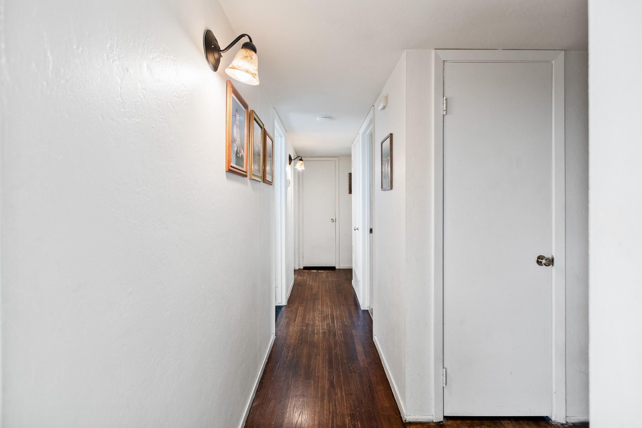 1043 N Highland Dr, Porterville, CA 93257