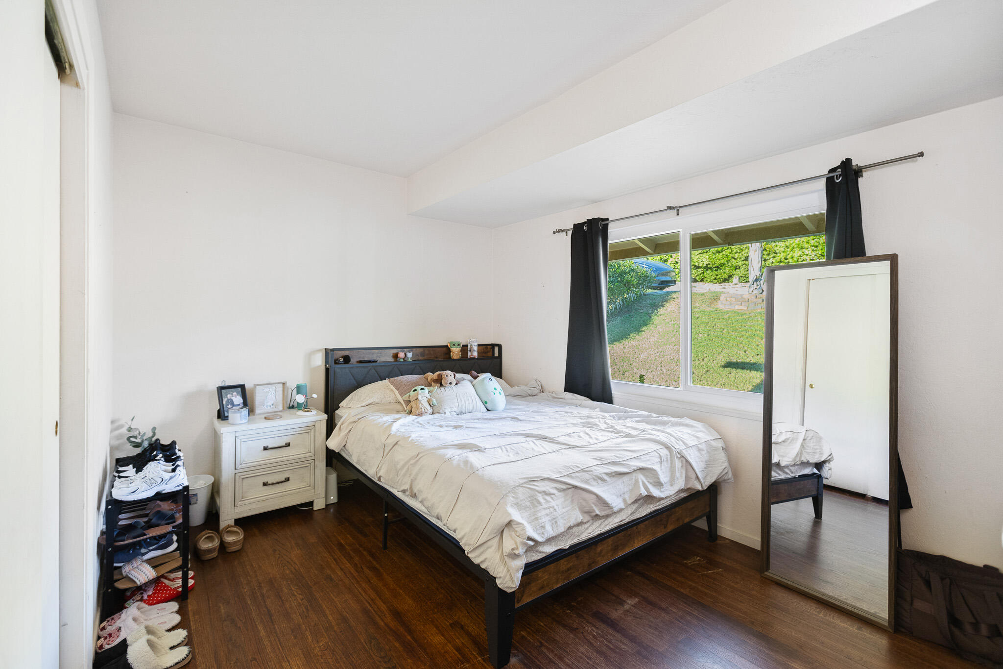 1043 N Highland Dr, Porterville, CA 93257