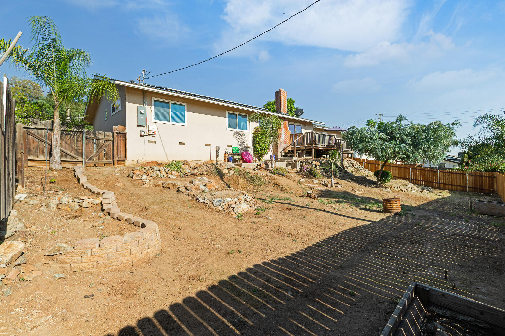 1043 N Highland Dr, Porterville, CA 93257