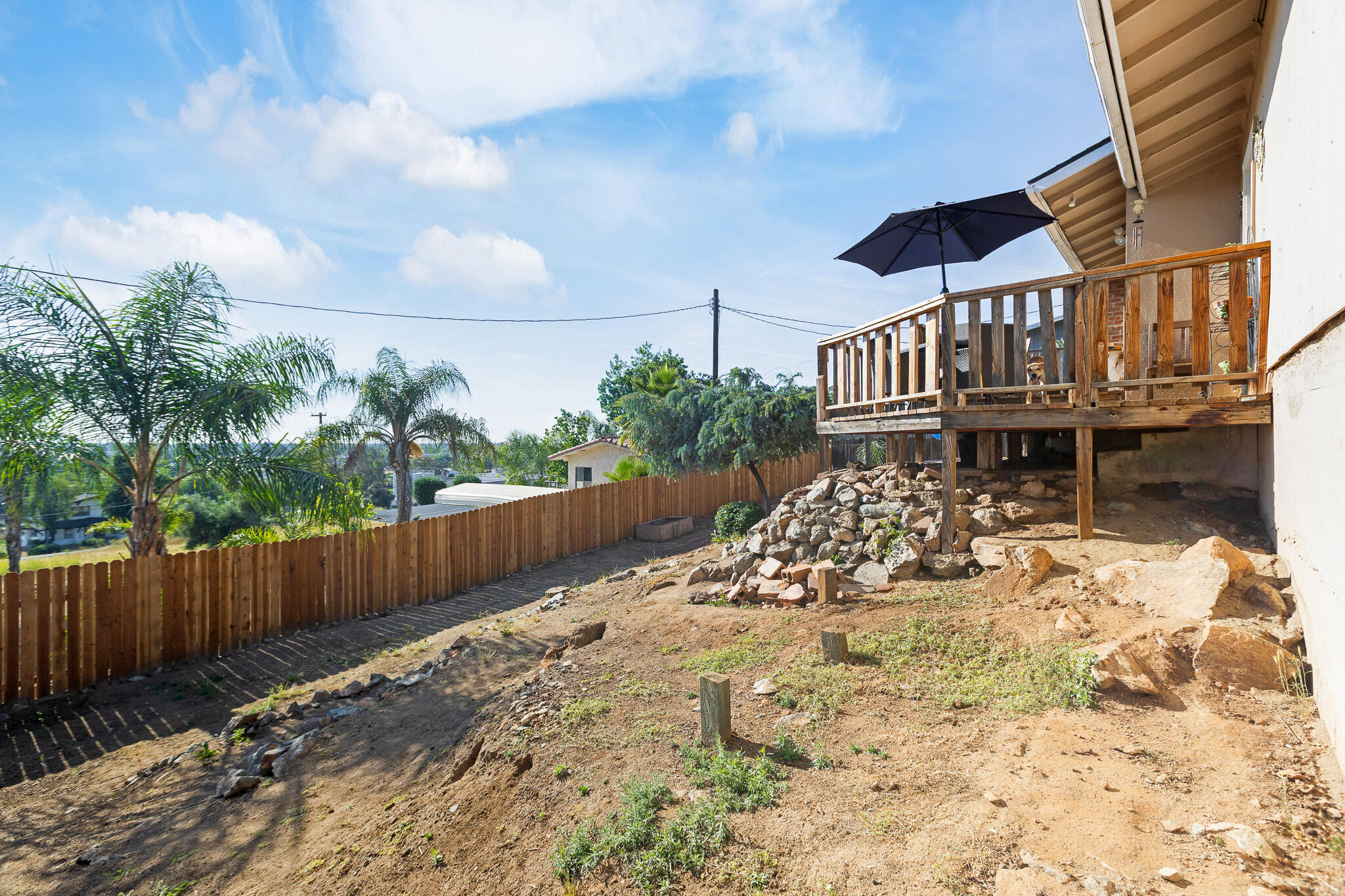 1043 N Highland Dr, Porterville, CA 93257