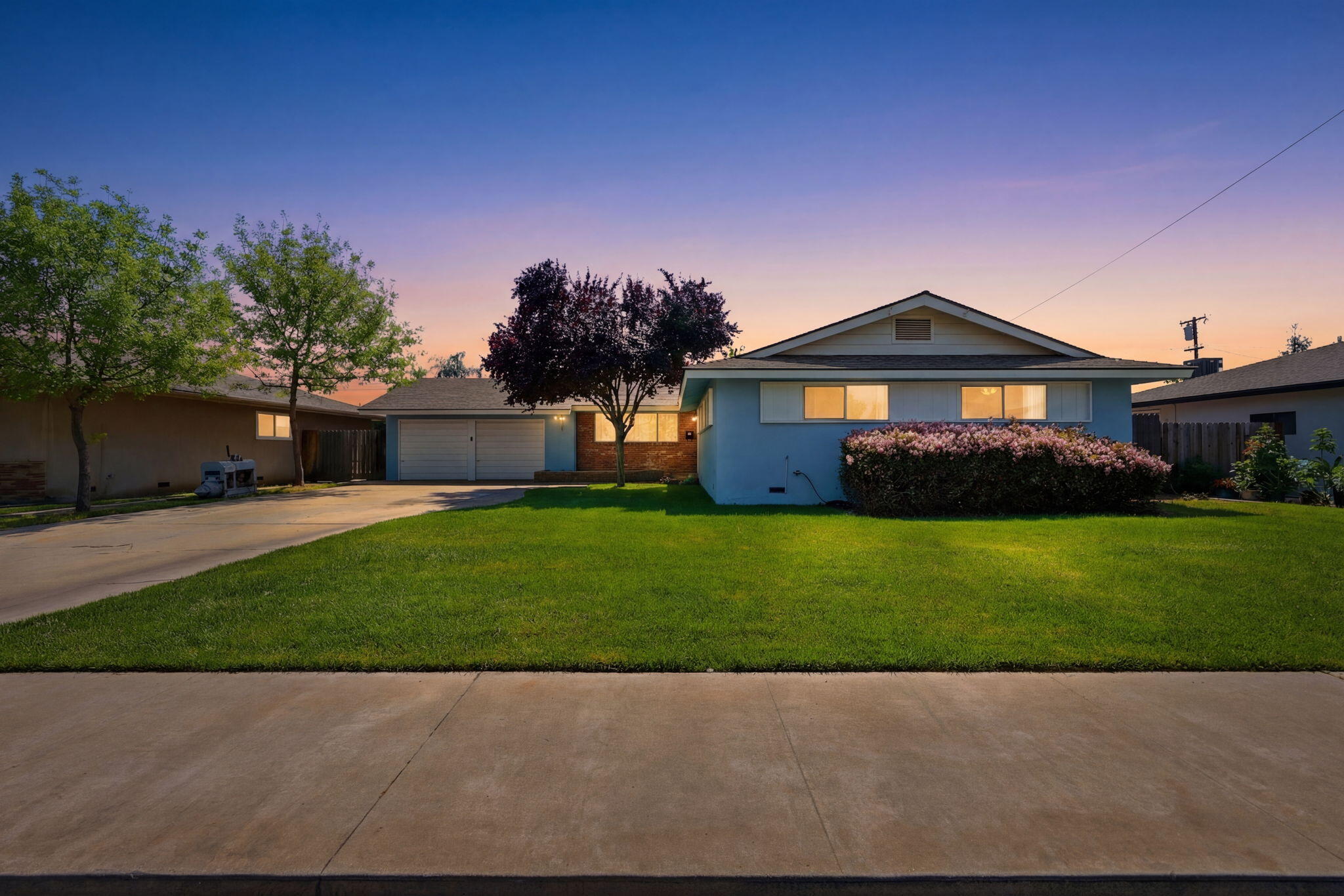 289 W Cypress Ave, Reedley, CA 93654