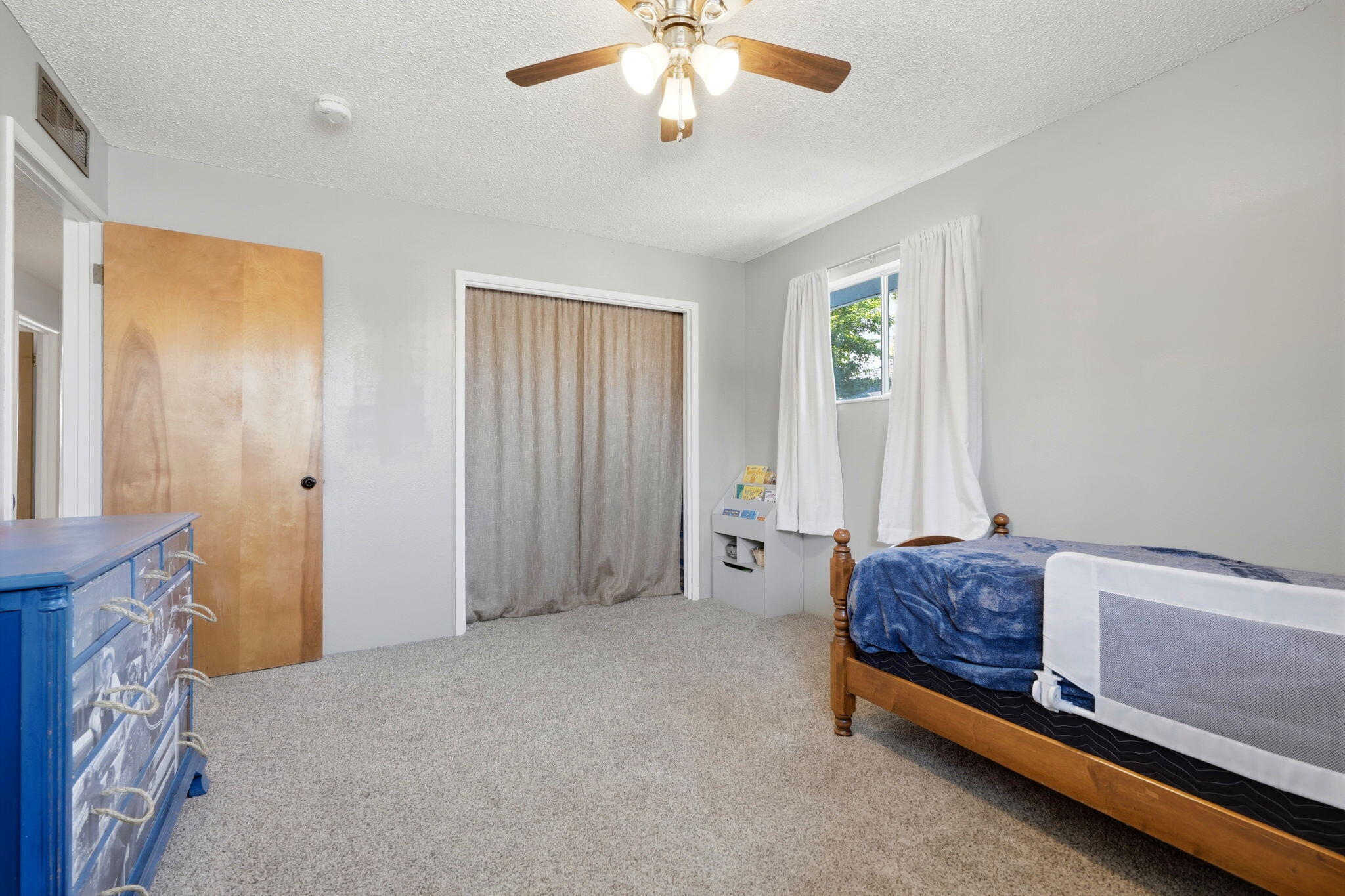 289 W Cypress Ave, Reedley, CA 93654