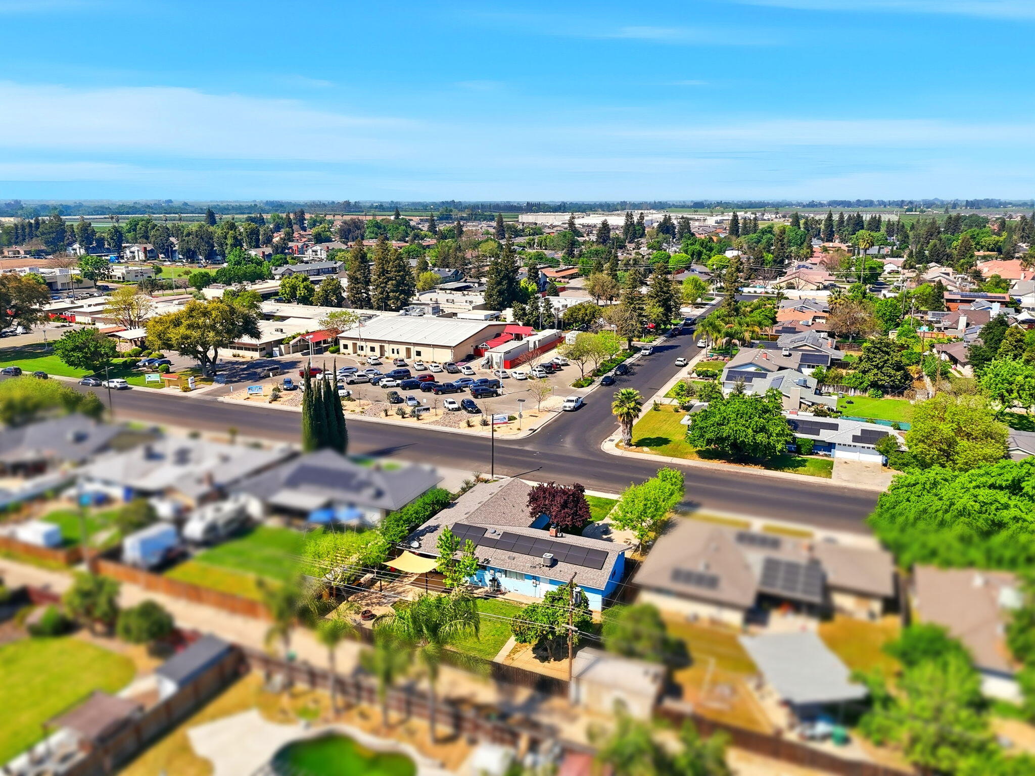 289 W Cypress Ave, Reedley, CA 93654