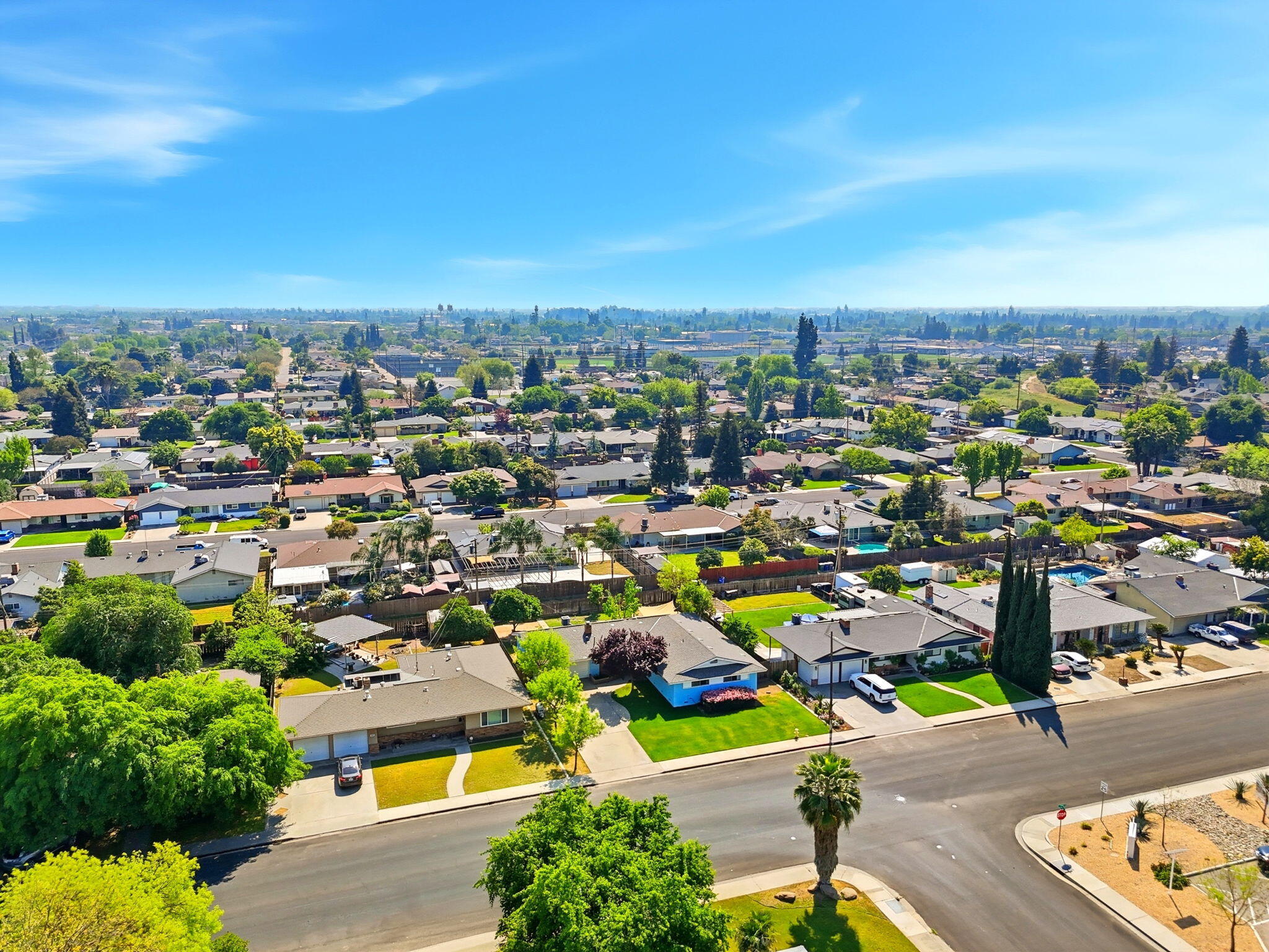 289 W Cypress Ave, Reedley, CA 93654