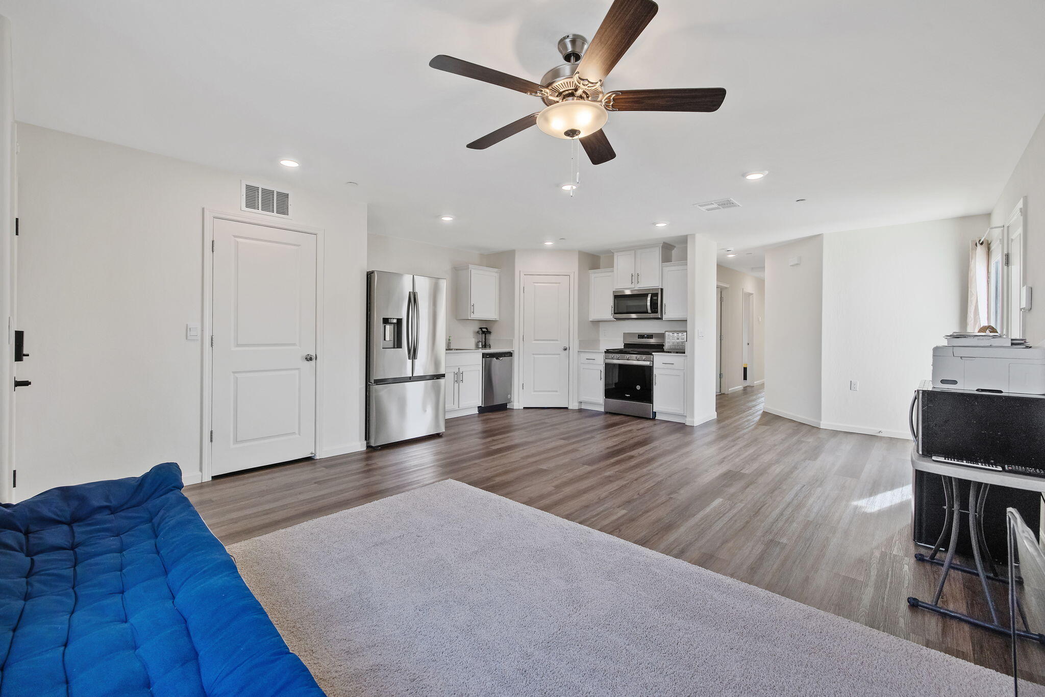 725 James Ave, Corcoran, CA 93212