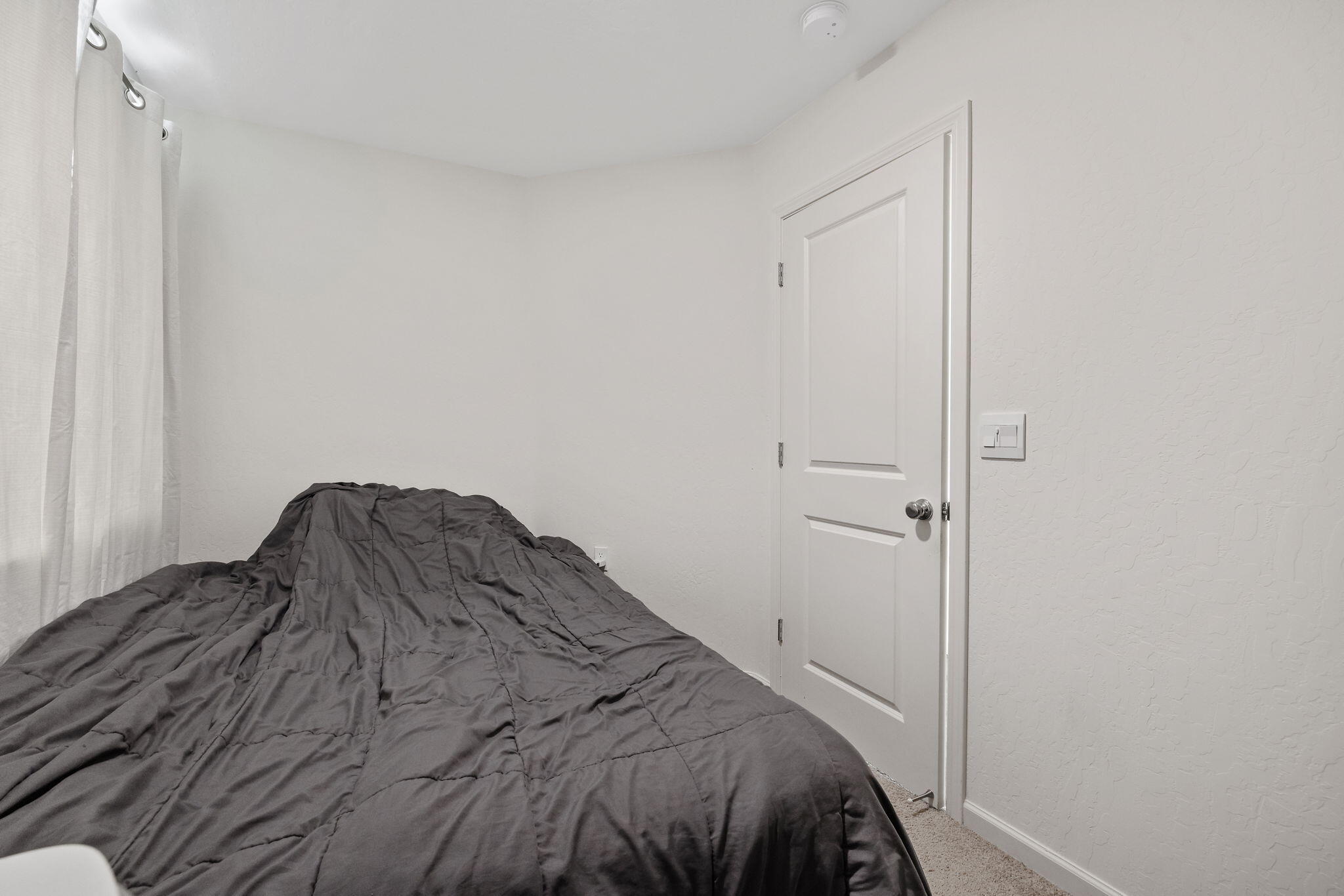 725 James Ave, Corcoran, CA 93212