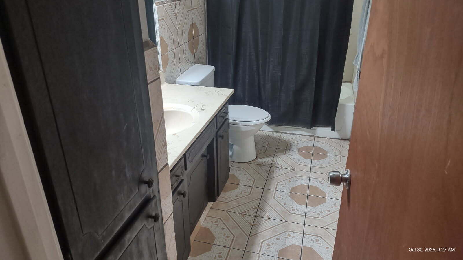 1363 S State St, Porterville, CA 93257