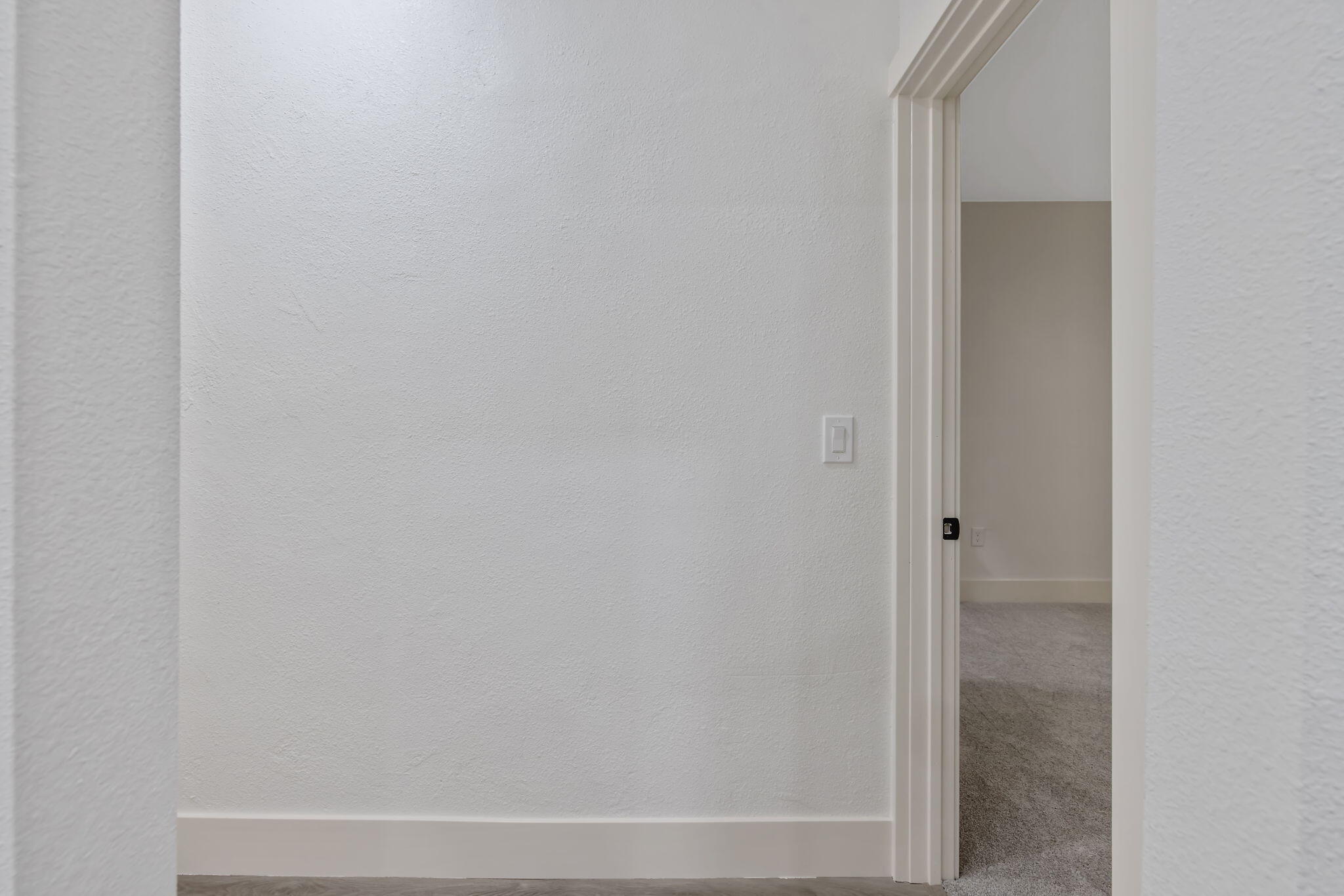 524 S 6th St, Kerman, CA 93630