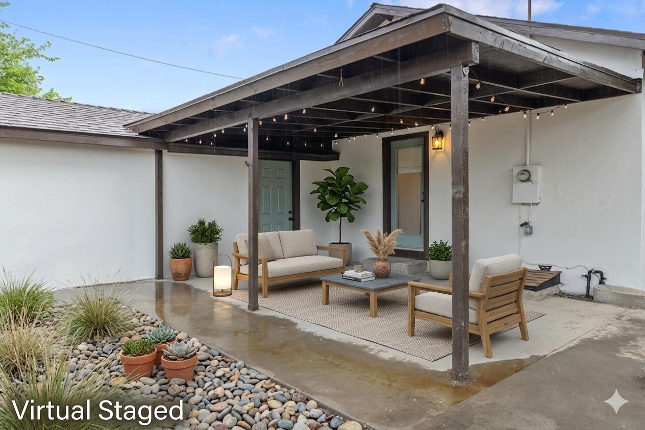 524 S 6th St, Kerman, CA 93630