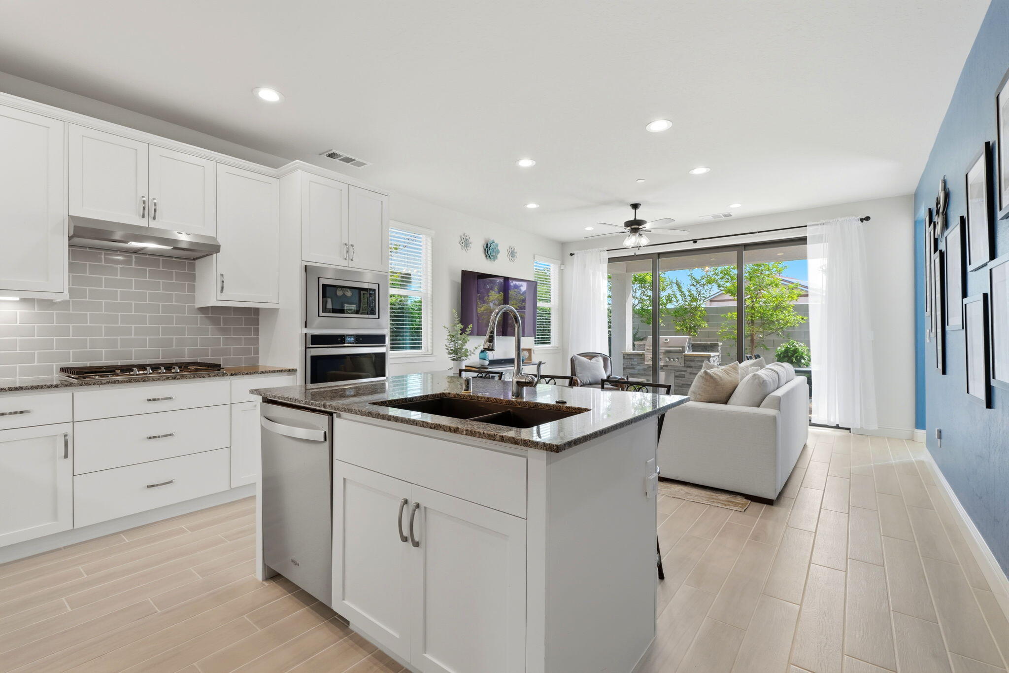 4432 S University St, Visalia, CA 93277