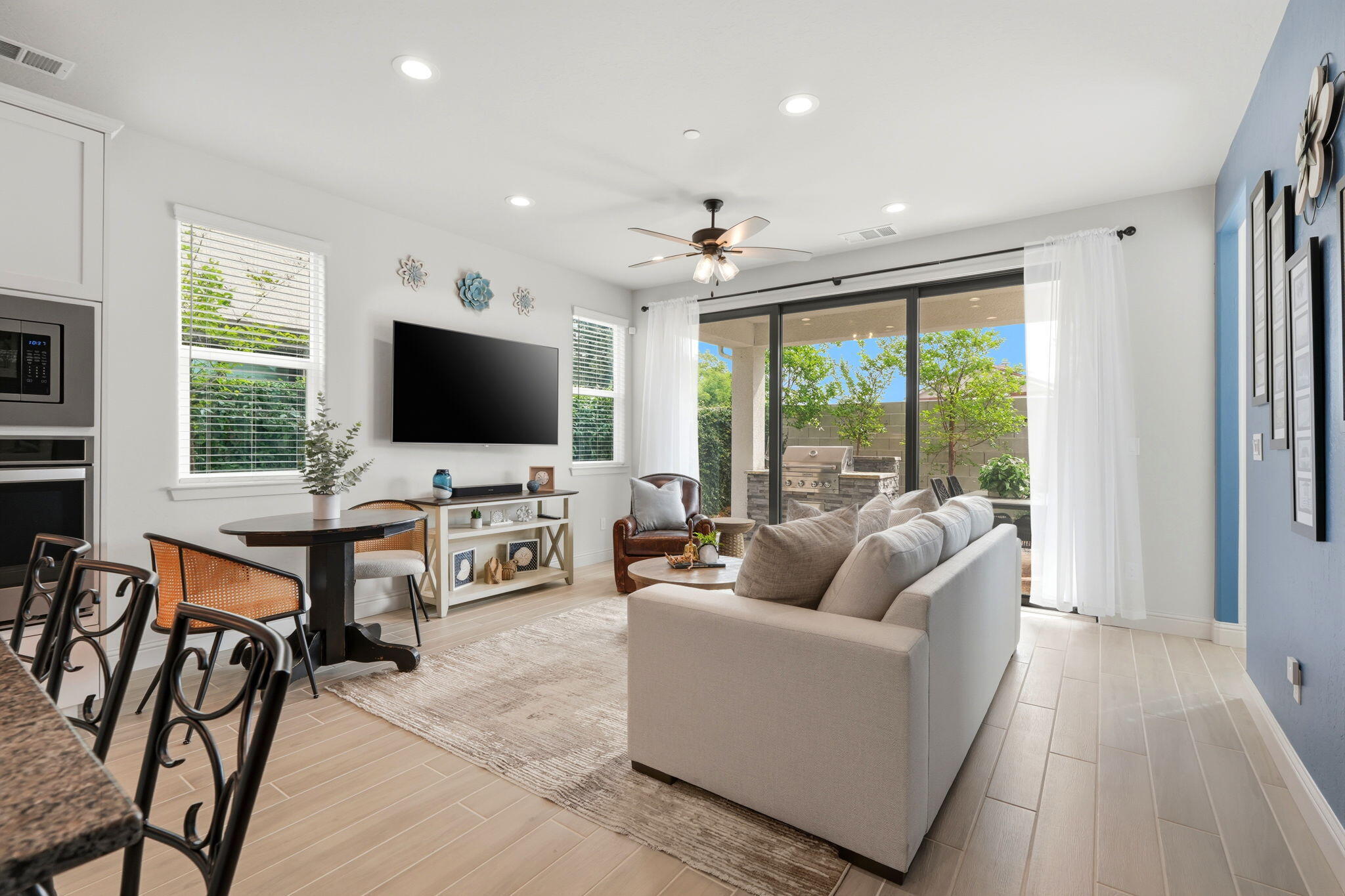 4432 S University St, Visalia, CA 93277