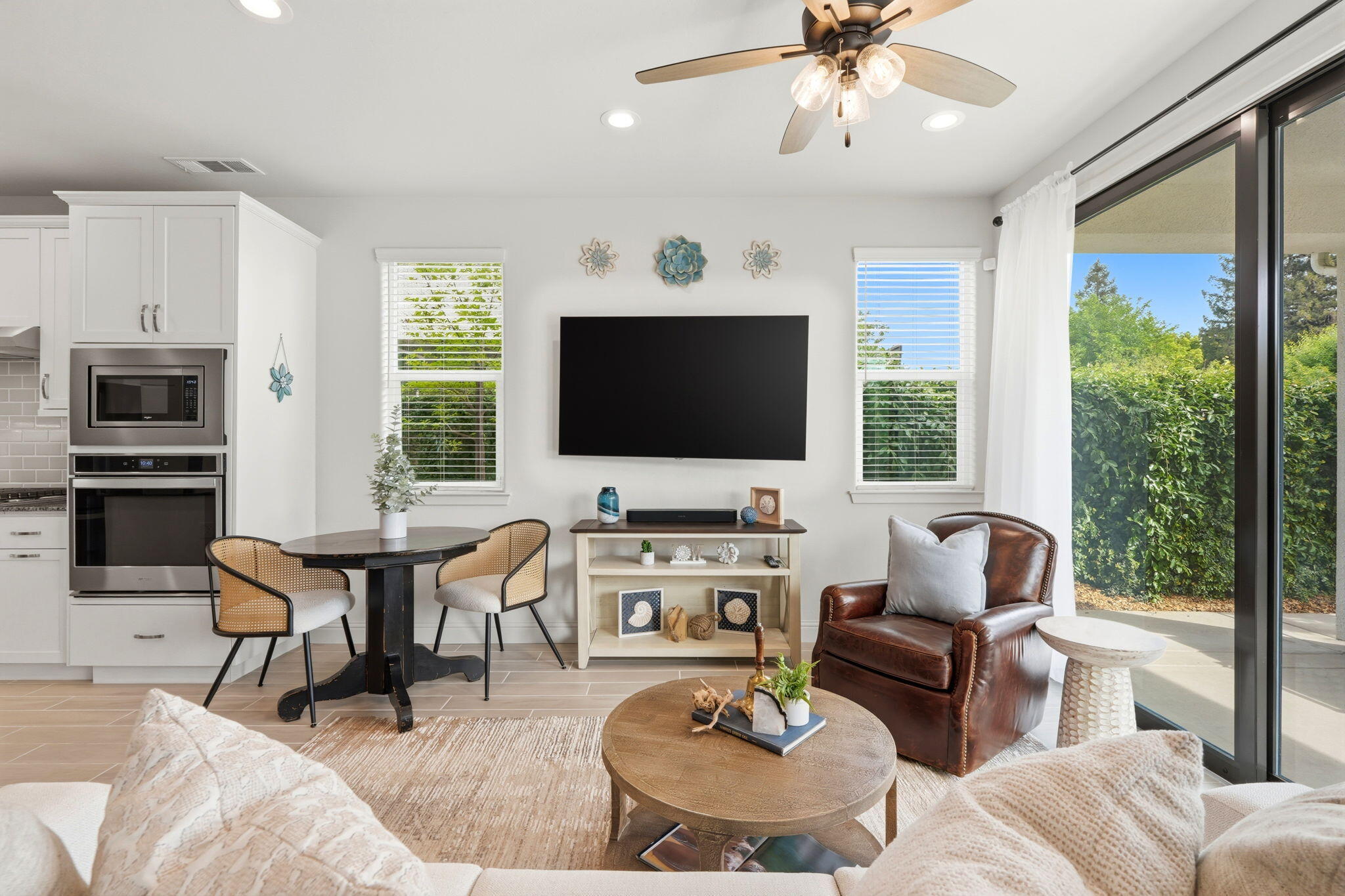 4432 S University St, Visalia, CA 93277