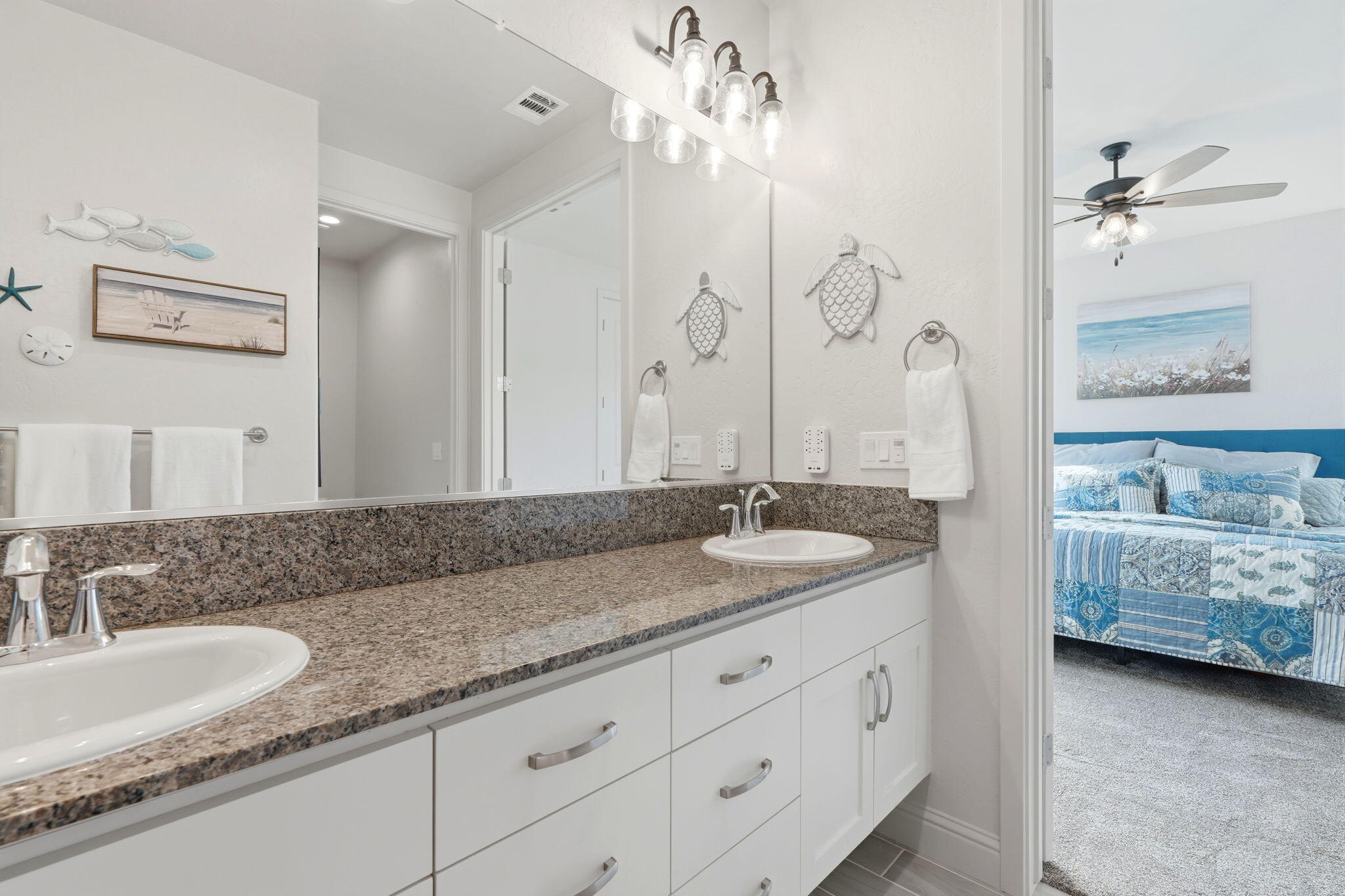 4432 S University St, Visalia, CA 93277