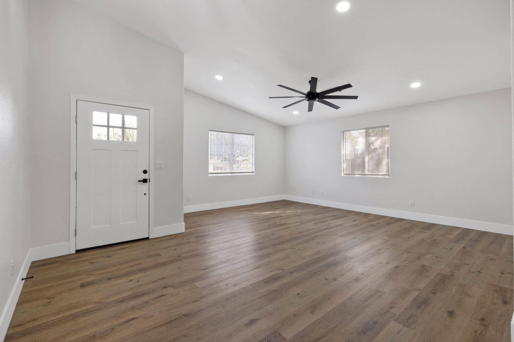 2113 Garvey Ave, Corcoran, CA 93212