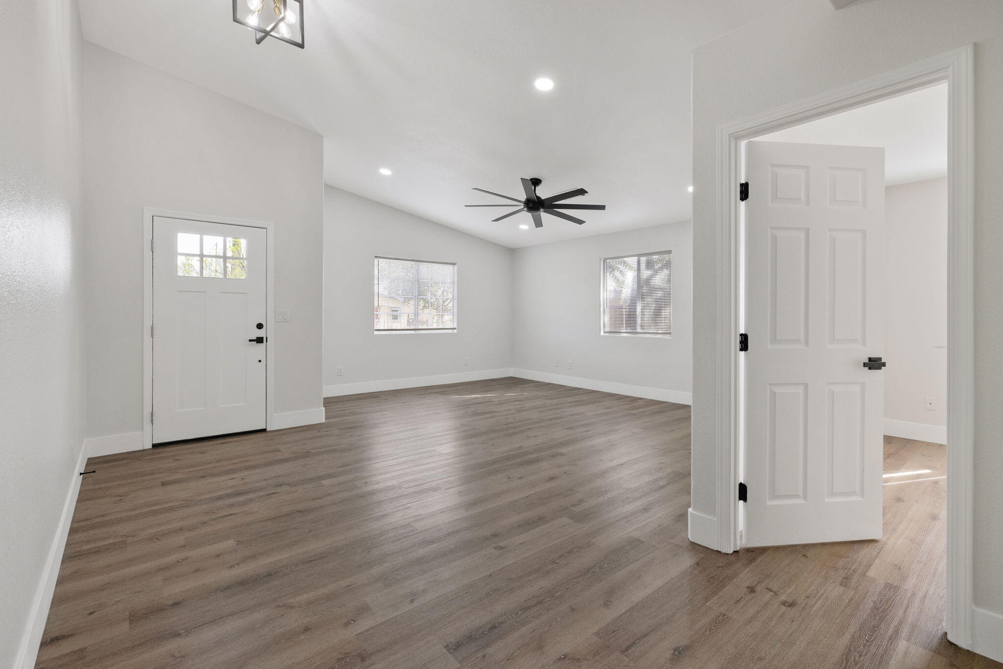 2113 Garvey Ave, Corcoran, CA 93212