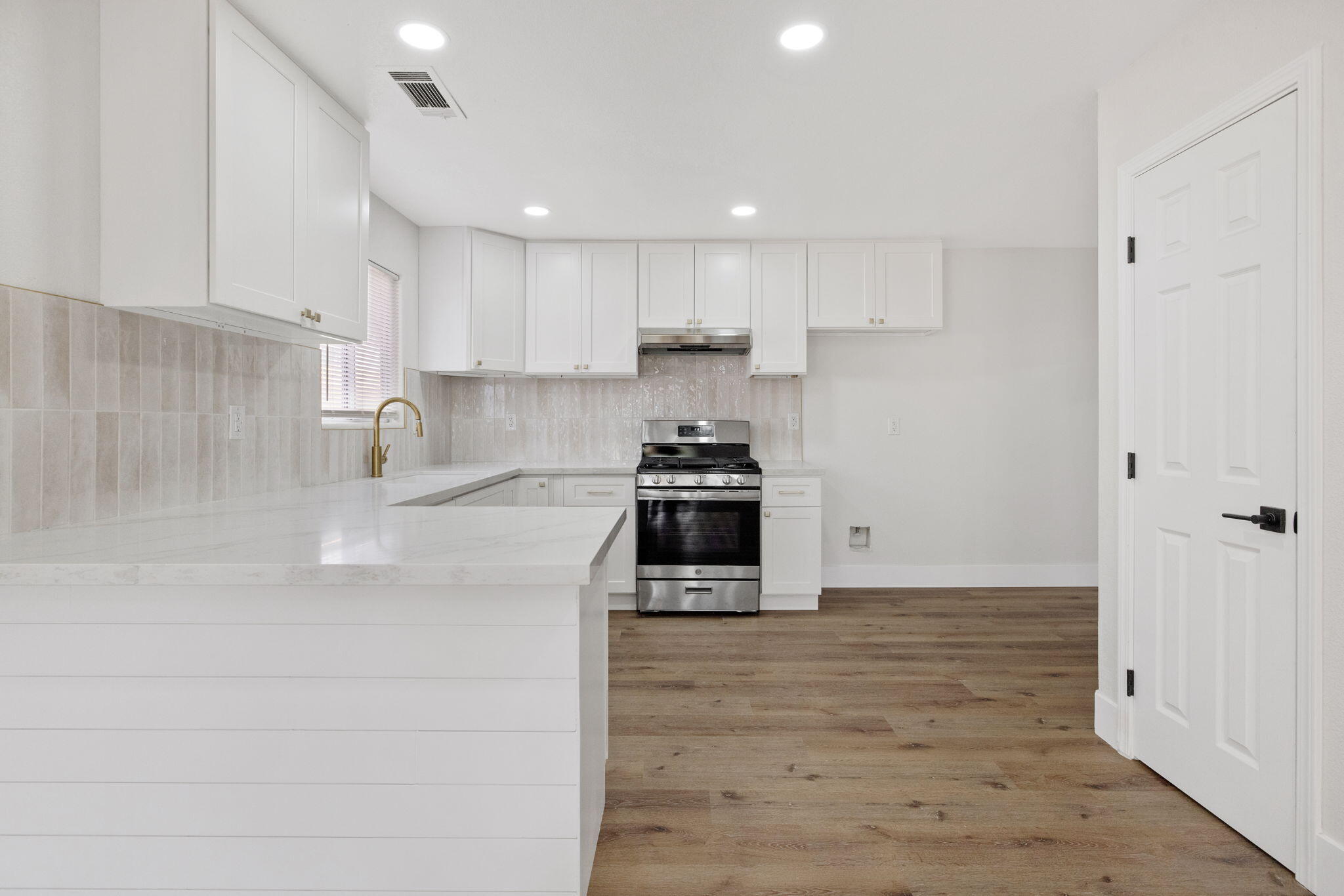 2113 Garvey Ave, Corcoran, CA 93212