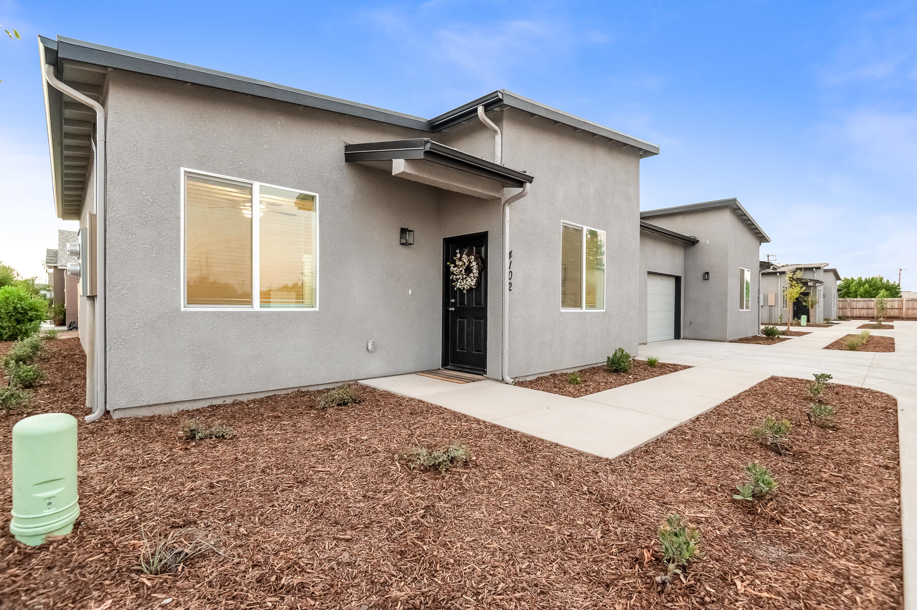 4140 E Kaweah Ave, Visalia, CA 93292