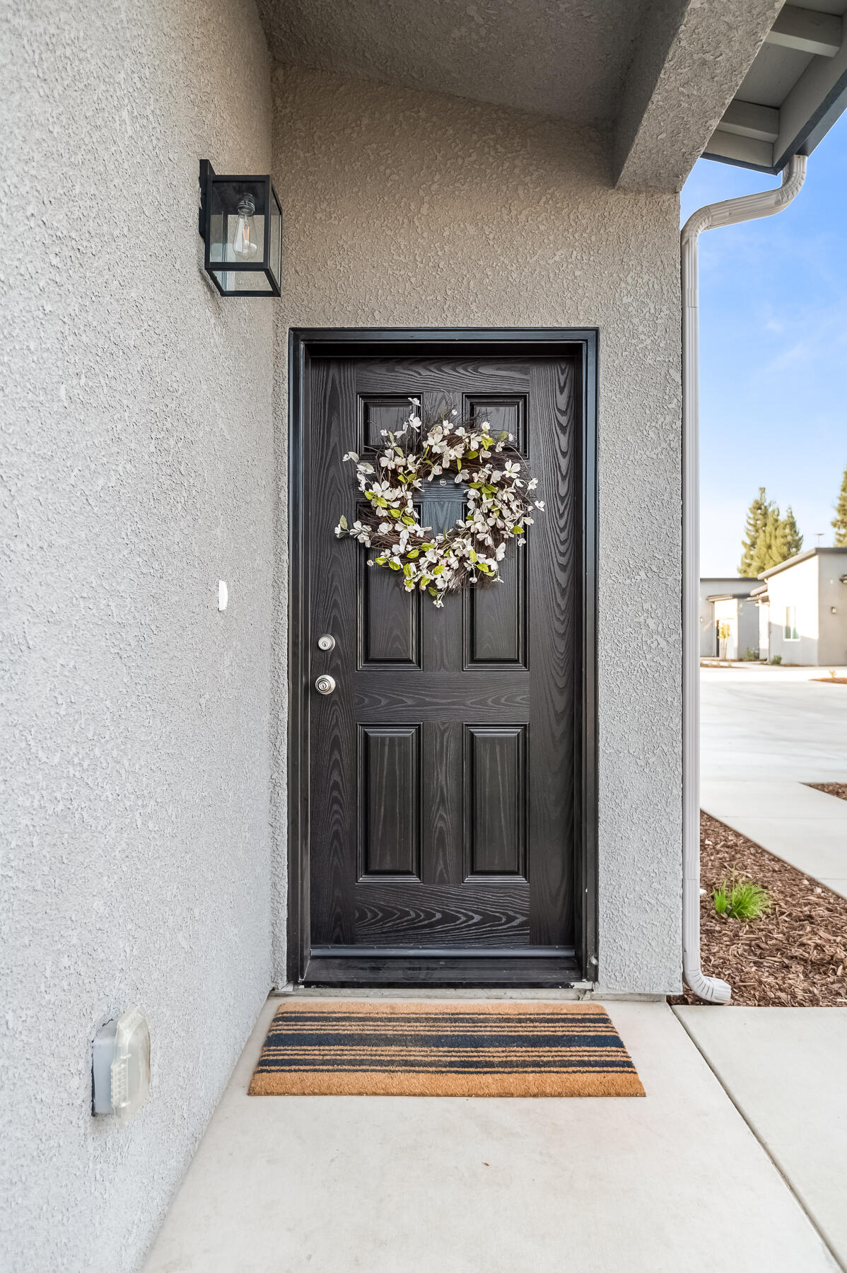 4140 E Kaweah Ave, Visalia, CA 93292