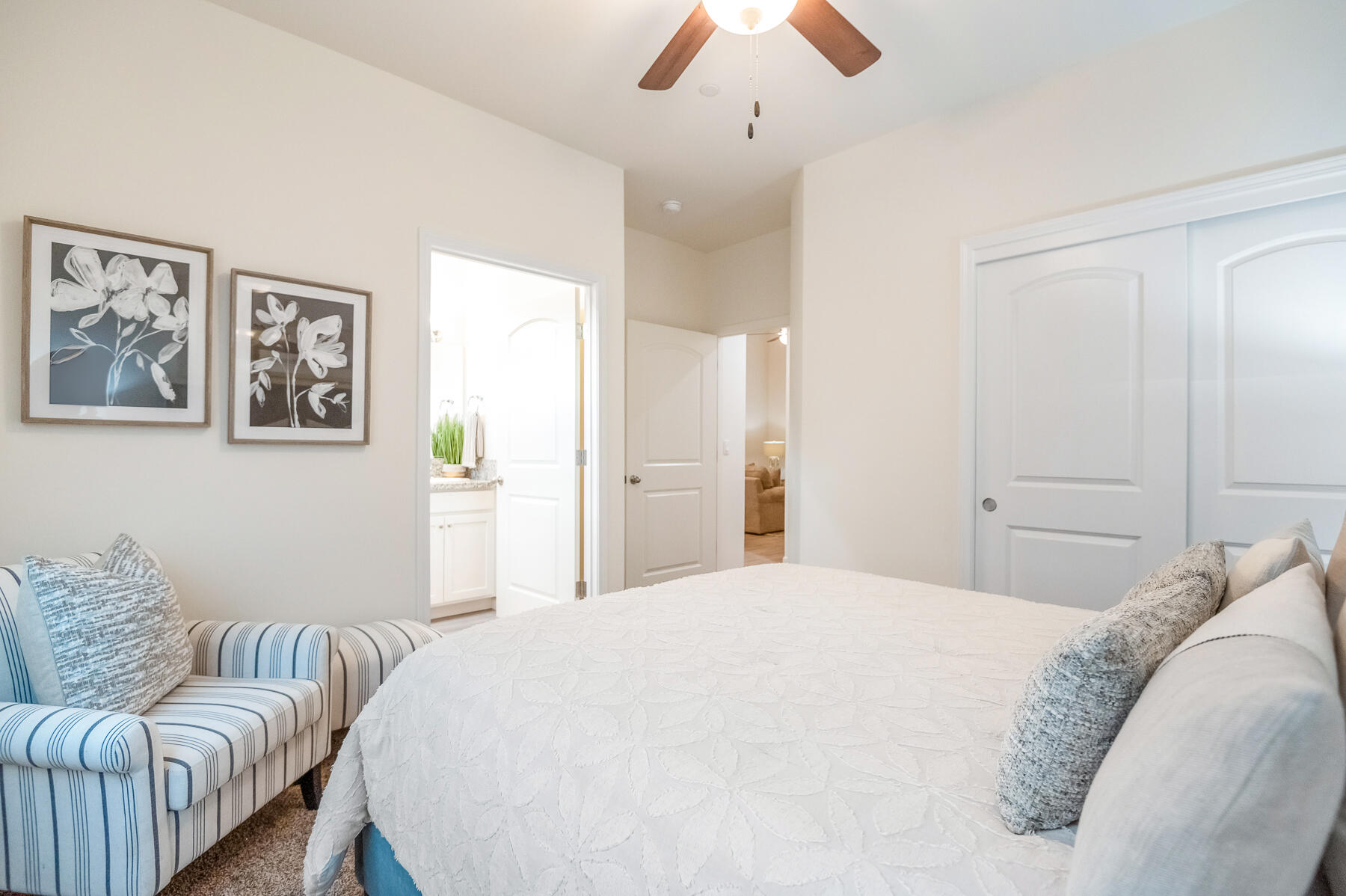 4140 E Kaweah Ave, Visalia, CA 93292