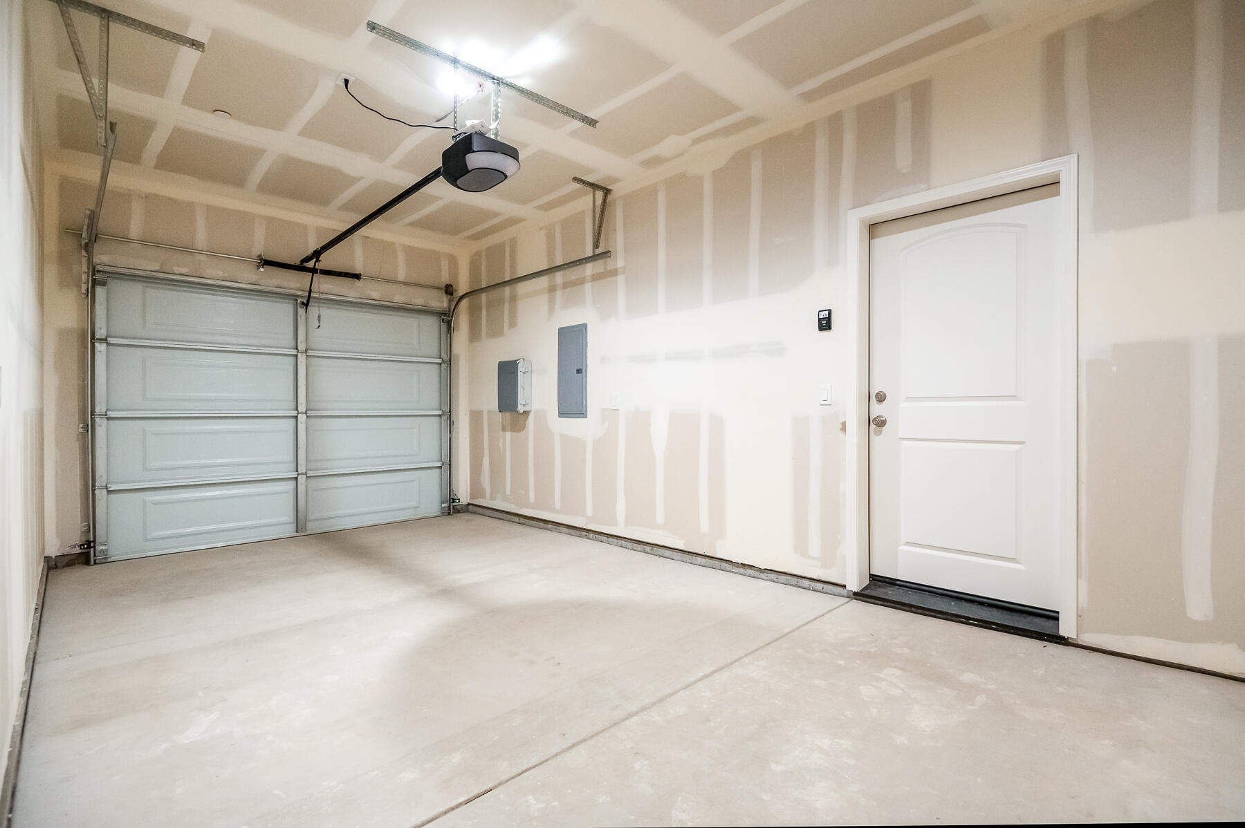 4140 E Kaweah Ave, Visalia, CA 93292