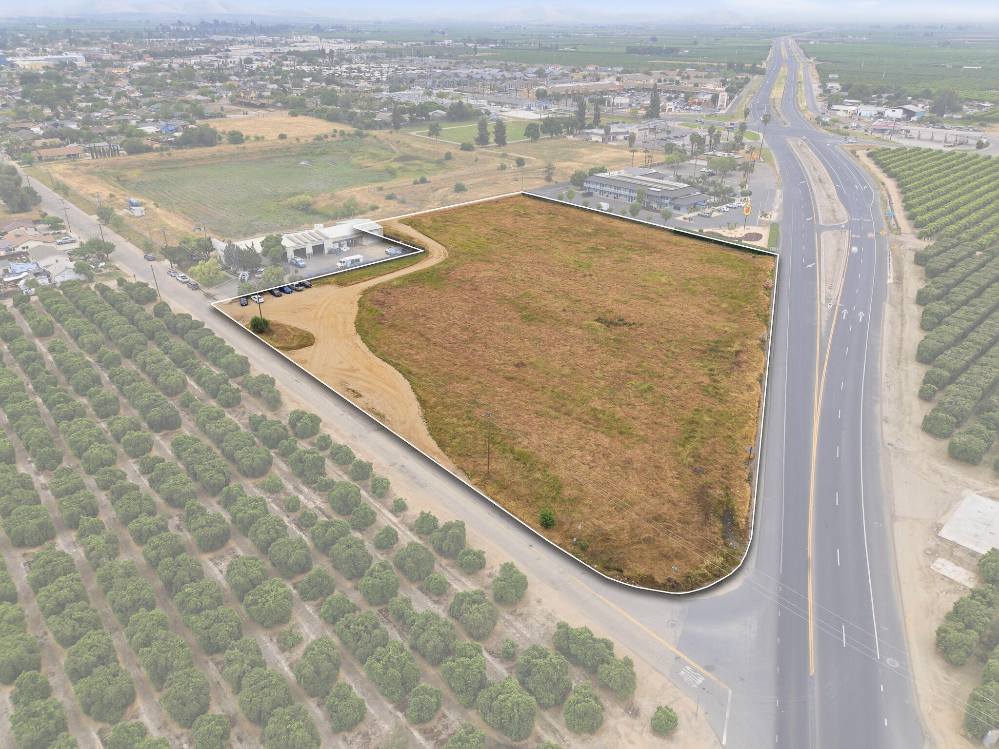 0 W Mariposa St, Lindsay, CA 93247