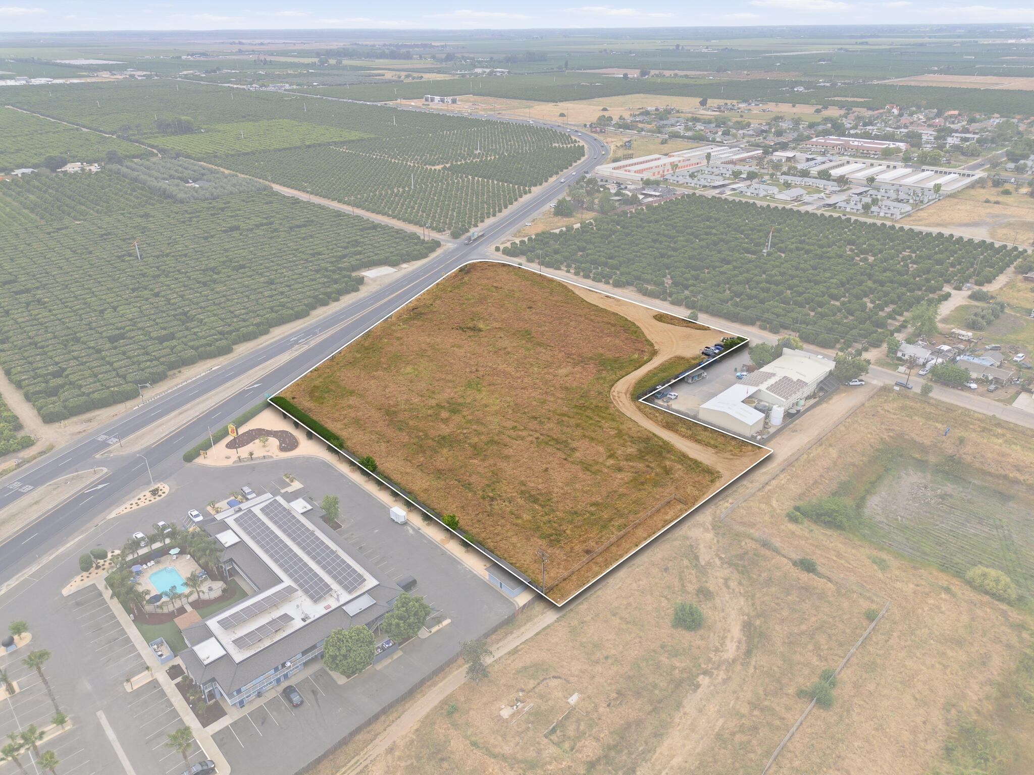 0 W Mariposa St, Lindsay, CA 93247