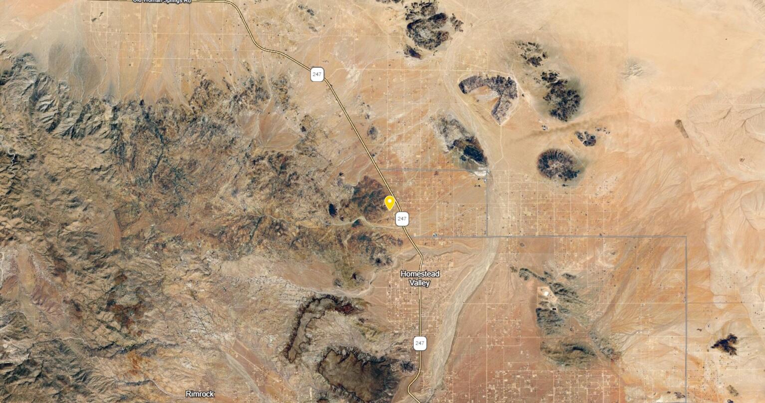 1530 N Jemez Trl, Landers, CA 92285